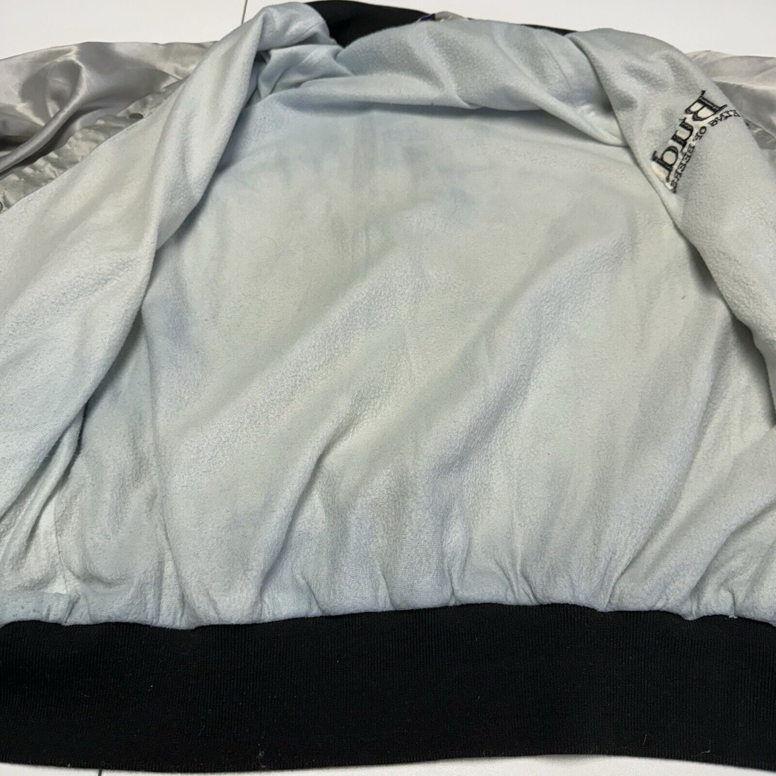 Vintage Vintage Bud King of Beers Jacket Mens XL Silver Bomber Embro Size US XL / EU 56 / 4 - 18 Thumbnail