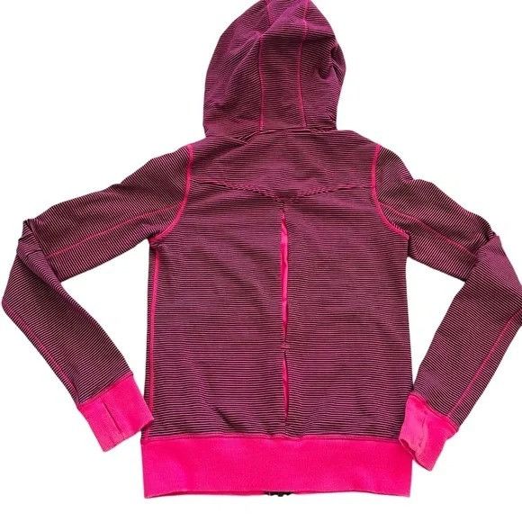 Lululemon Lululemon Scuba Hoodie Pink Athleisure Workout Yoga Jacket Size M / US 6-8 / IT 42-44 - 3 Thumbnail