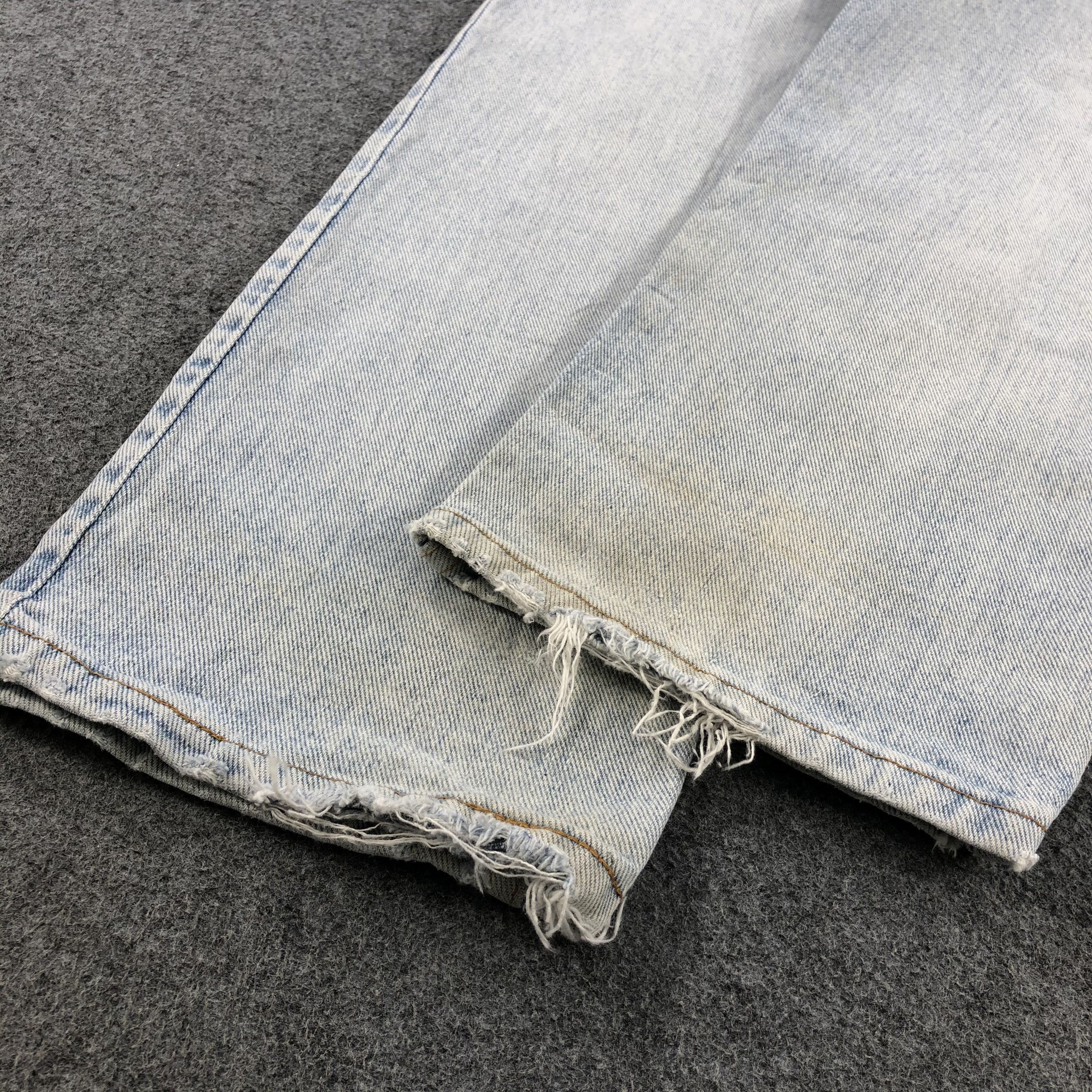 Levi's × Vintage 90s Vintage Light Wash Levis 540 Jeans-JM1725 Size US 34 / EU 50 - 5 Thumbnail