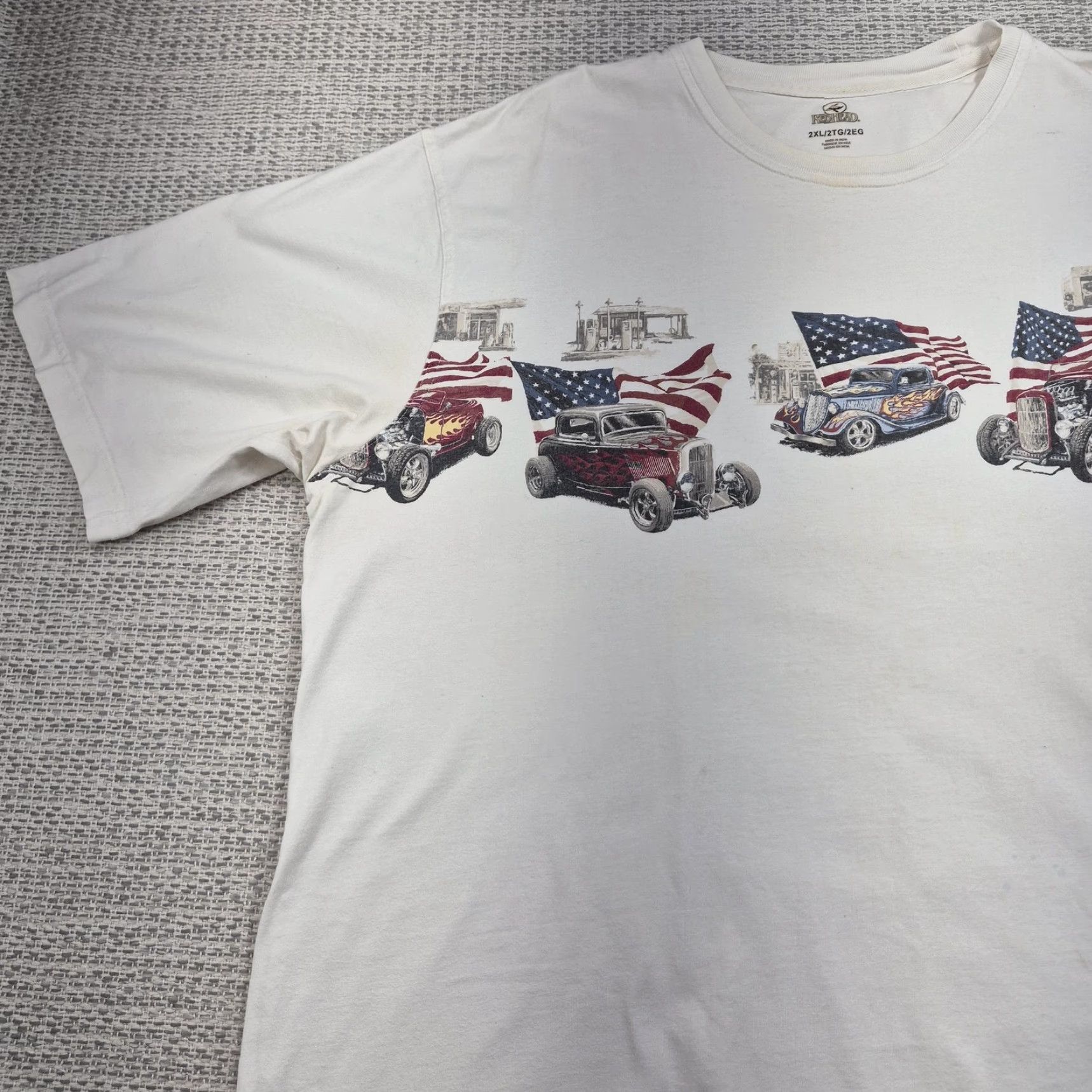 Good American RedHead Shirt Mens 2XL White Graphic Tee Hot Rod Cars Patriotic Shirt Mens 2XL White Flag Graphic Tee Size US XXL / EU 58 / 5 - 3 Thumbnail
