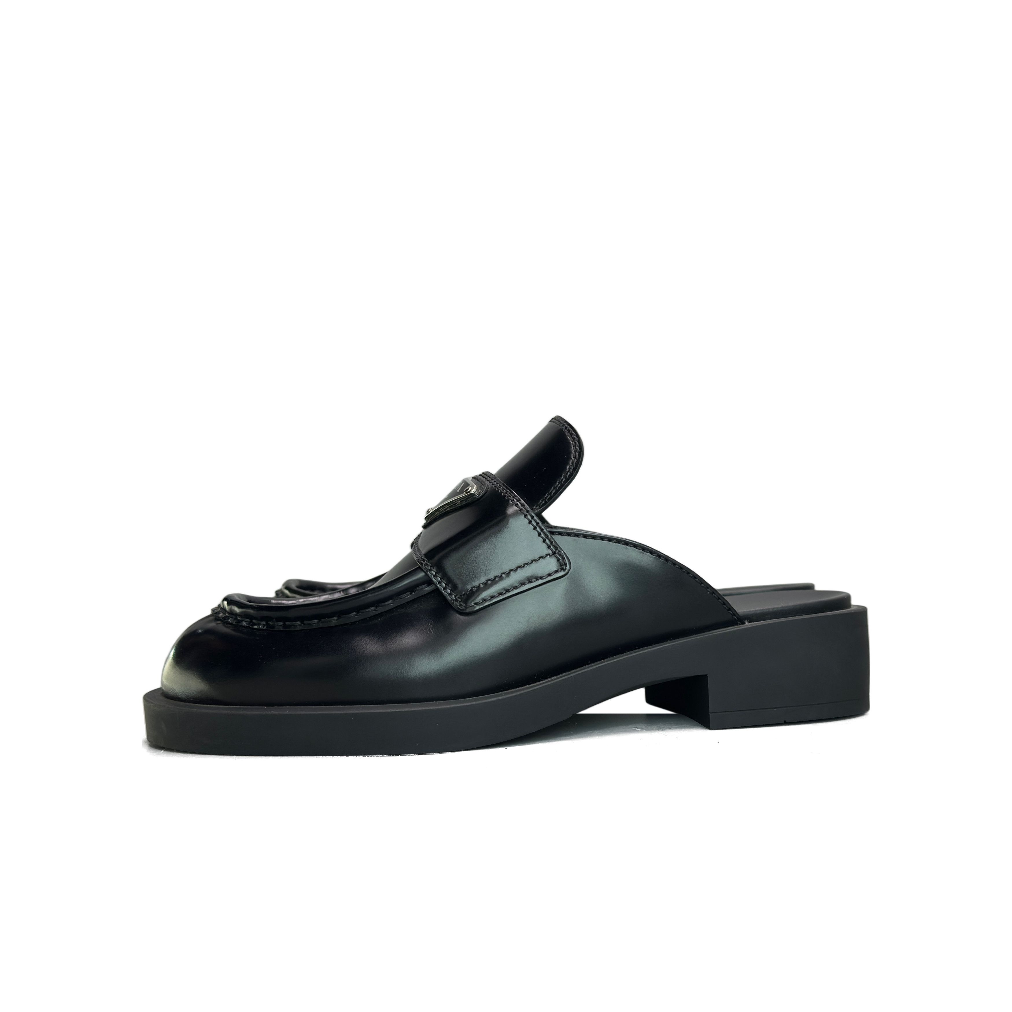 Prada Prada Logo Plaque Leather Mules Size 36 Size US 6 / IT 36 - 1 Thumbnail