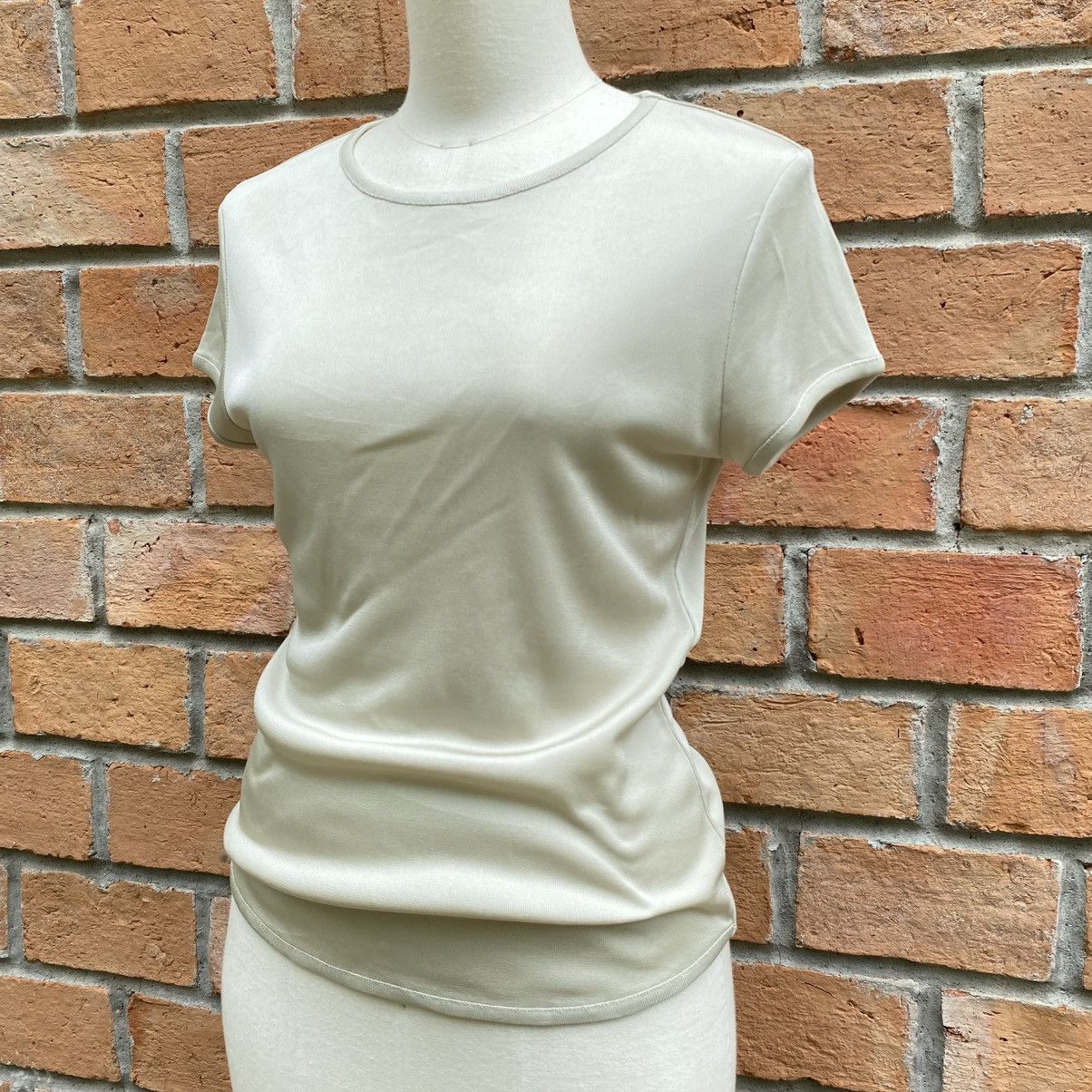 Yoshiyuki Konishi YOSHIYUKI KONISHI Soft Stretchy Fitted Tee – Beige Size M / US 6-8 / IT 42-44 - 14 Thumbnail