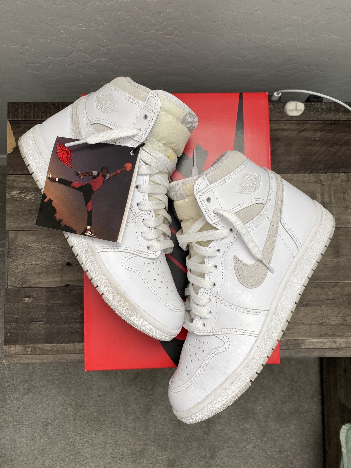 Jordan 1 HI ‘85 Neutral Grey