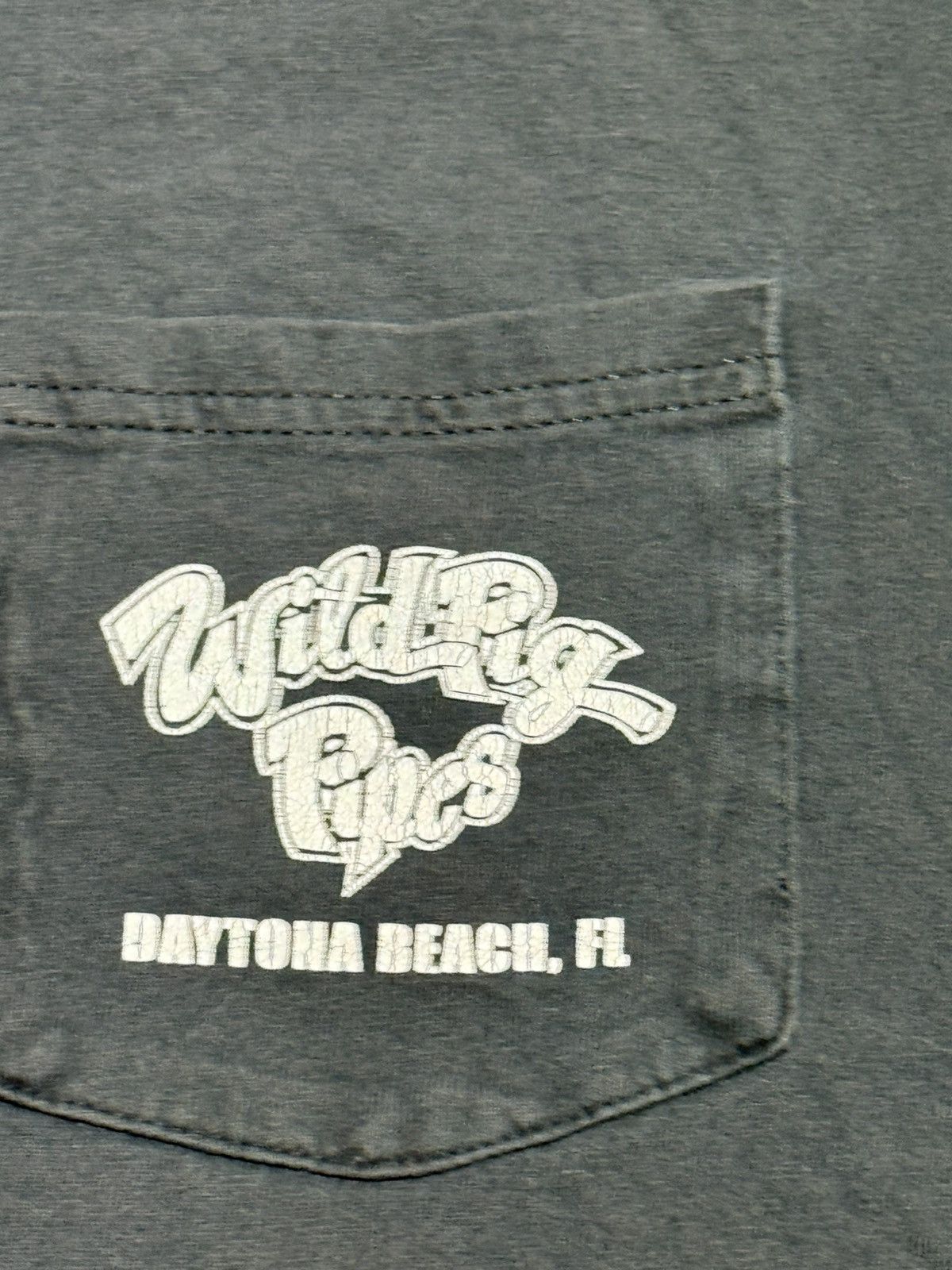 Vintage Vintage Wild Pig Pipes Daytona Florida Pocket Tee Size US XL / EU 56 / 4 - 4 Thumbnail