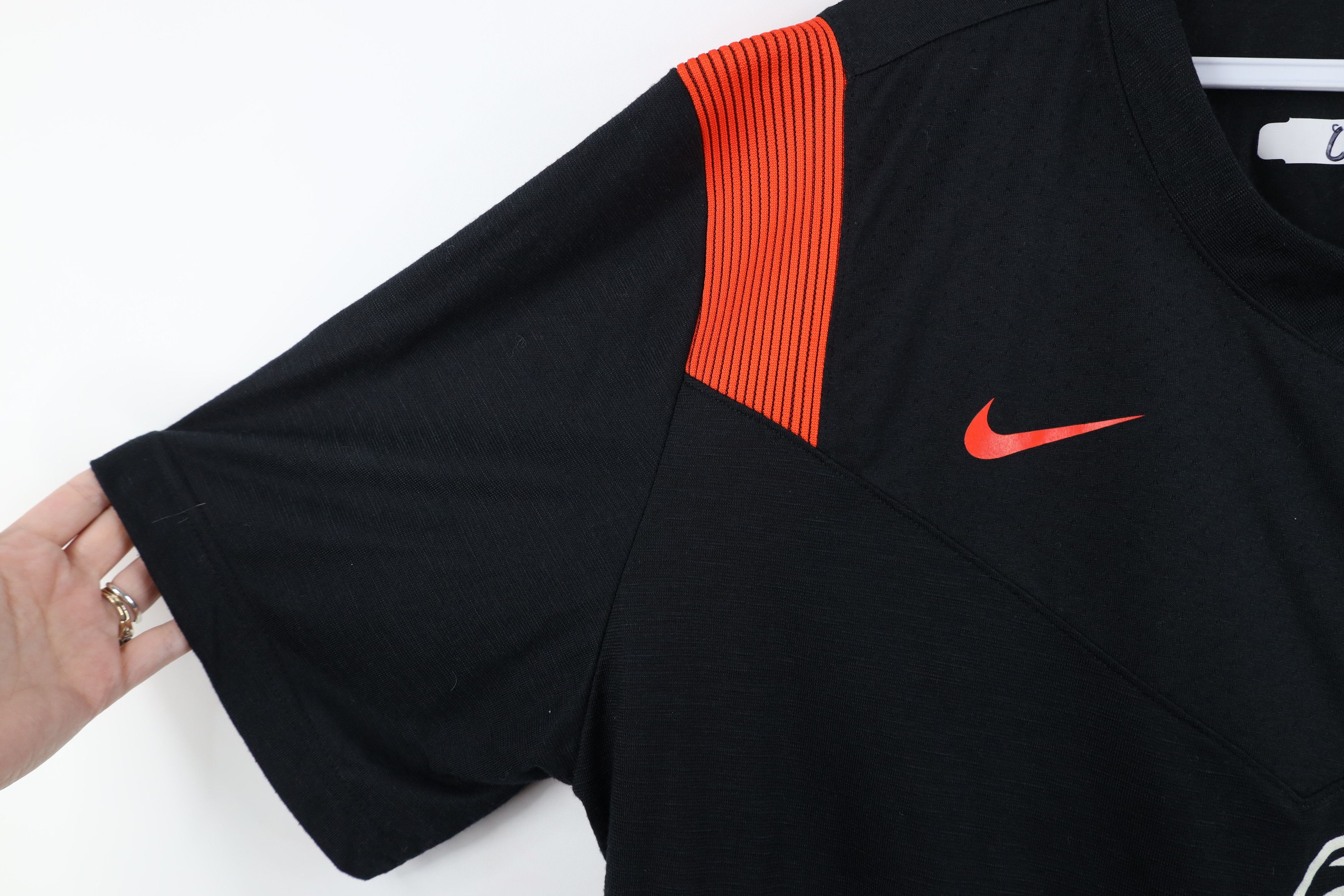 Nike × Vintage Nike Bowling Green State University Hockey Knit T-Shirt Size US XL / EU 56 / 4 - 6 Thumbnail