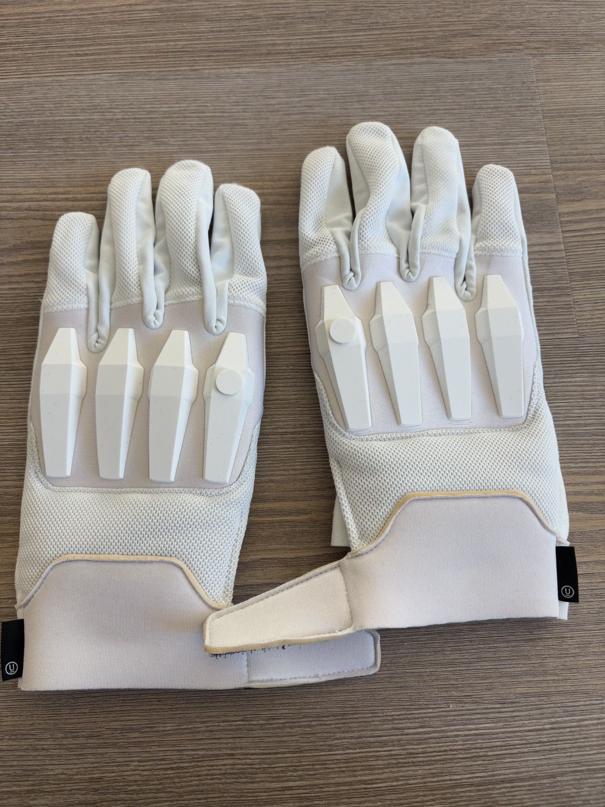 Undercover Evangelion Mecha Gloves [AW21] Size ONE SIZE - 2 Thumbnail