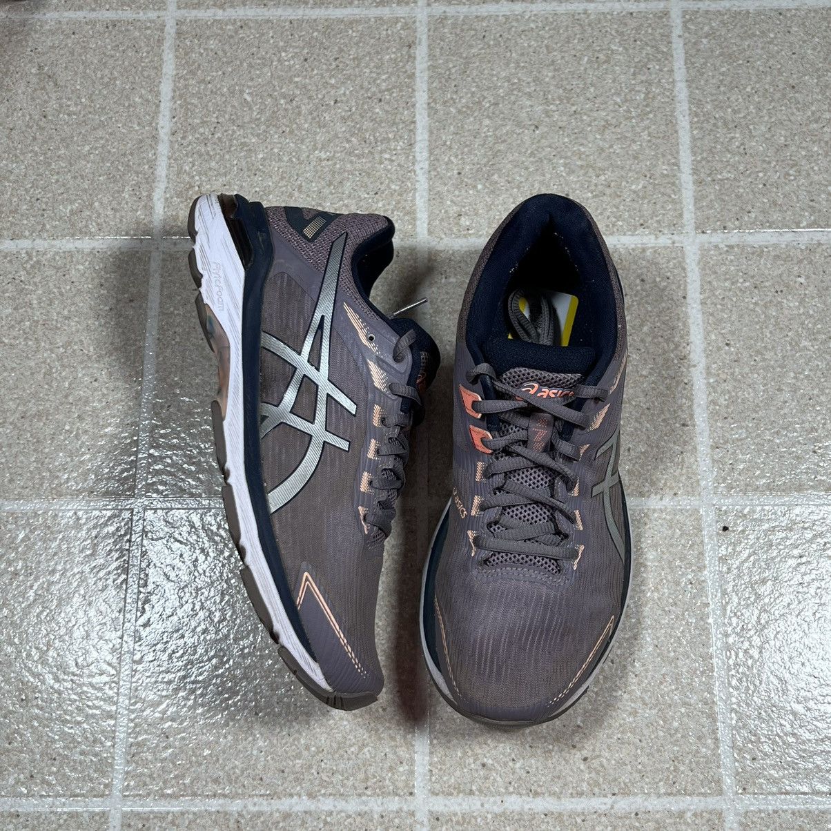 Asics Asics Womens GT 2000 7 Lavender Gray Running Shoes Sneakers Size US 7 / IT 37 - 1 Thumbnail