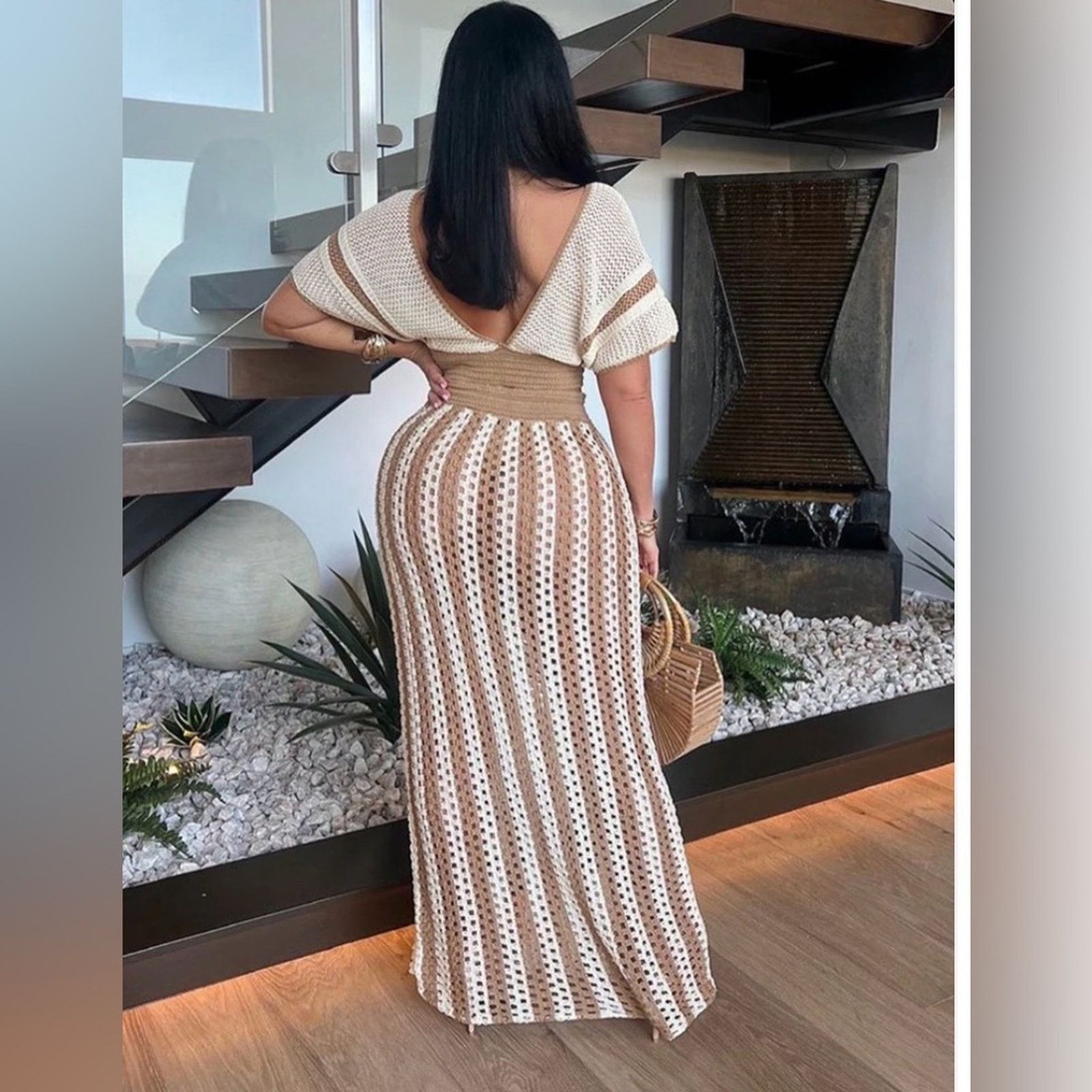 Other New Chic Crochet Maxi Skirt in Tan and White one size Size 27" / US 4 / IT 40 - 2 Thumbnail