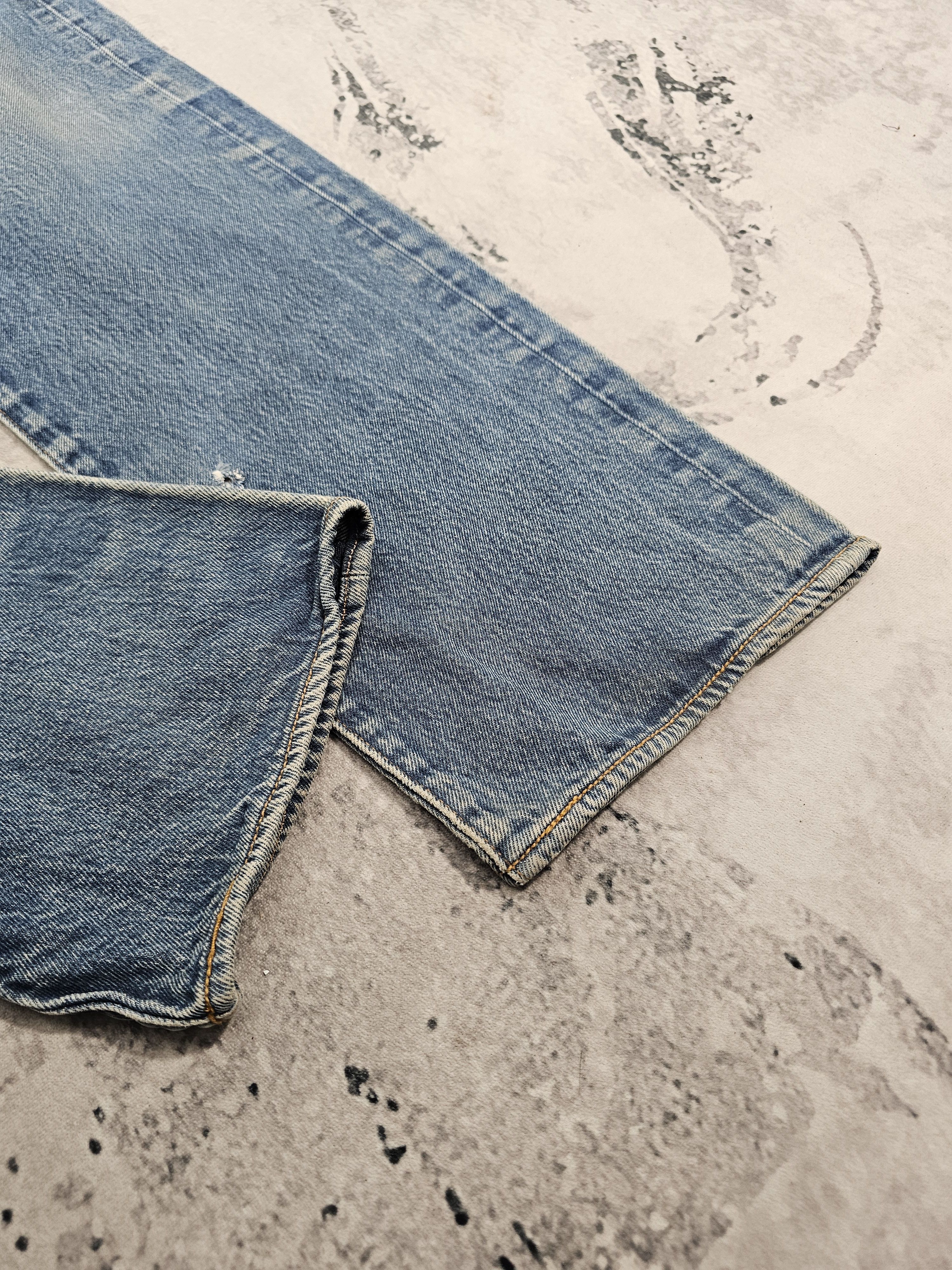 Levi's Vintage LEVIS 501 Medium Wash Blue Jeans L0456 Size 37X34 Size US 37 - 6 Thumbnail
