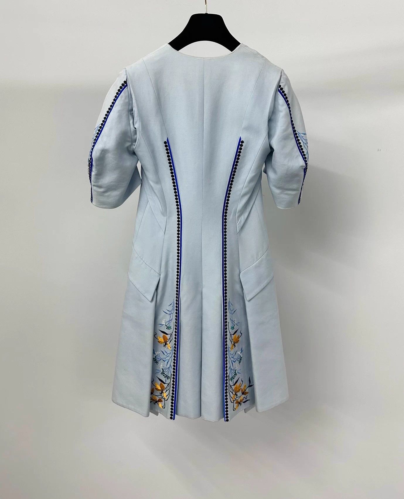 Dior Dior Heavy Floral Embroidery Coatdress FR36 Size XS / US 0-2 / IT 36-38 - 2 Thumbnail