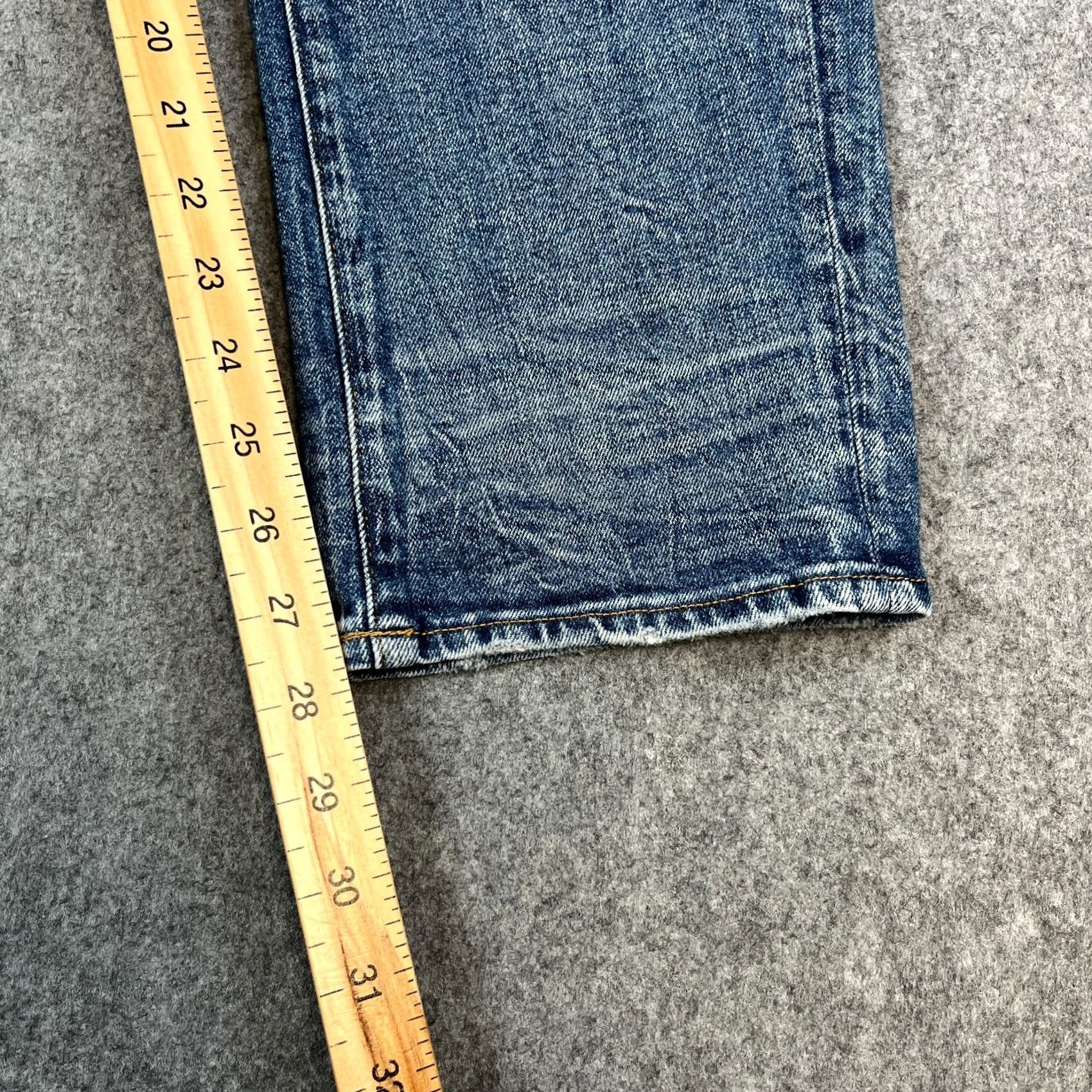 G-Star G-Star Womens Jeans Boyfriend 31 32 Mid Wash Blue Whiskers Midge 5-Pocket Denim Regular Zip Closure Rise High 11 in Inside Leg 28 in 34 in Waist Size 34" / US 12 / IT 48 - 4 Thumbnail