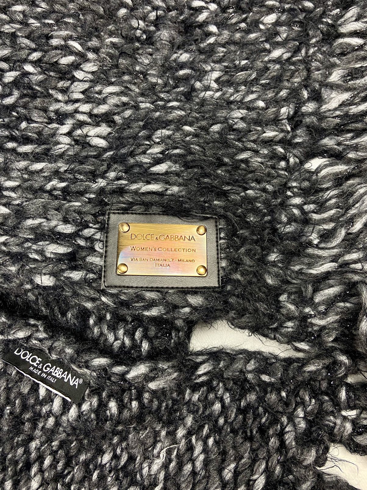 Designer × Dolce & Gabbana Dolce & Gabbana Knitted Luxury Scarf With Lurex and Fringes Size ONE SIZE - 2 Thumbnail