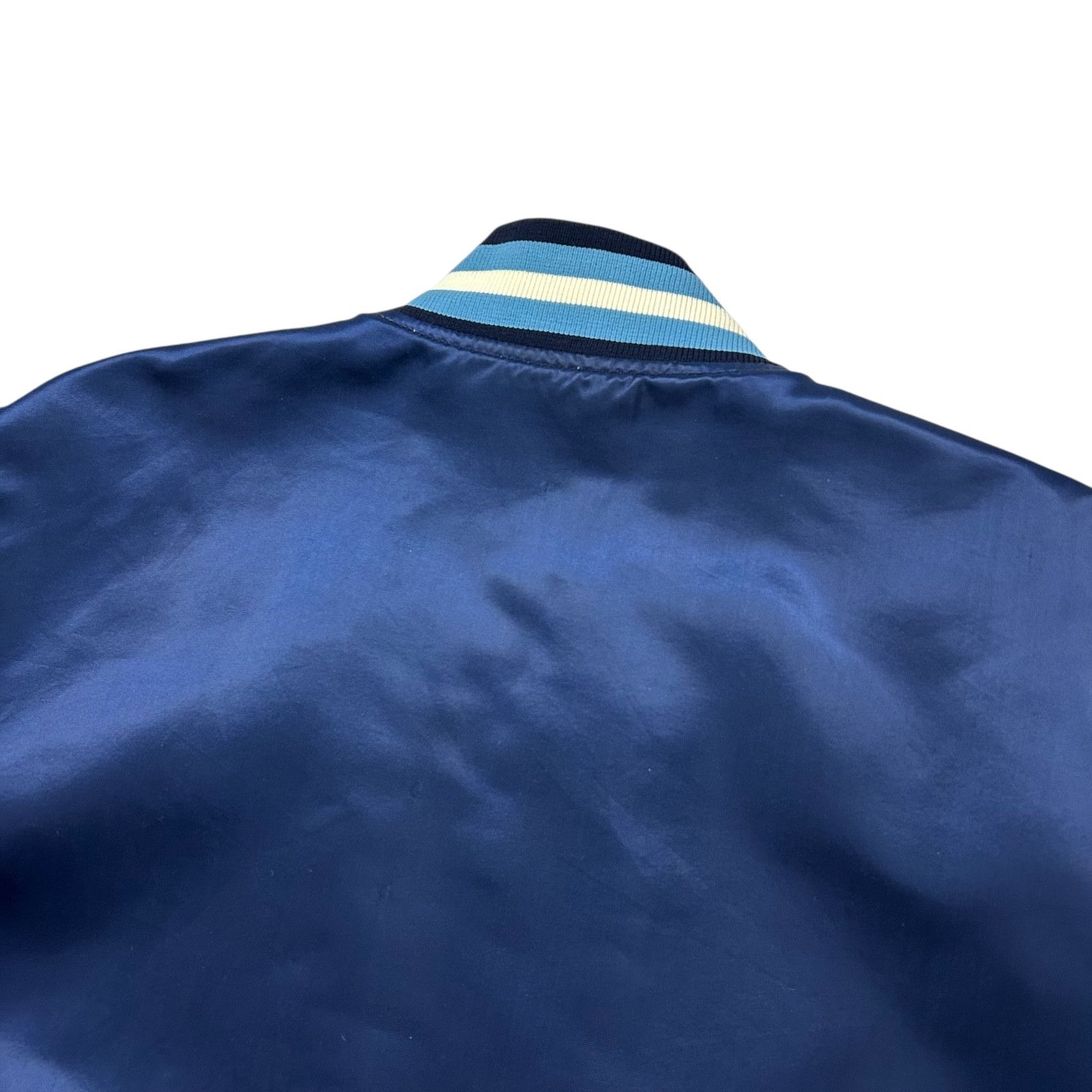 NCAA VTG 90s GEORGETOWN HOYAS STARTER SATIN JACKET MADE IN USA Size US L / EU 52-54 / 3 - 7 Thumbnail