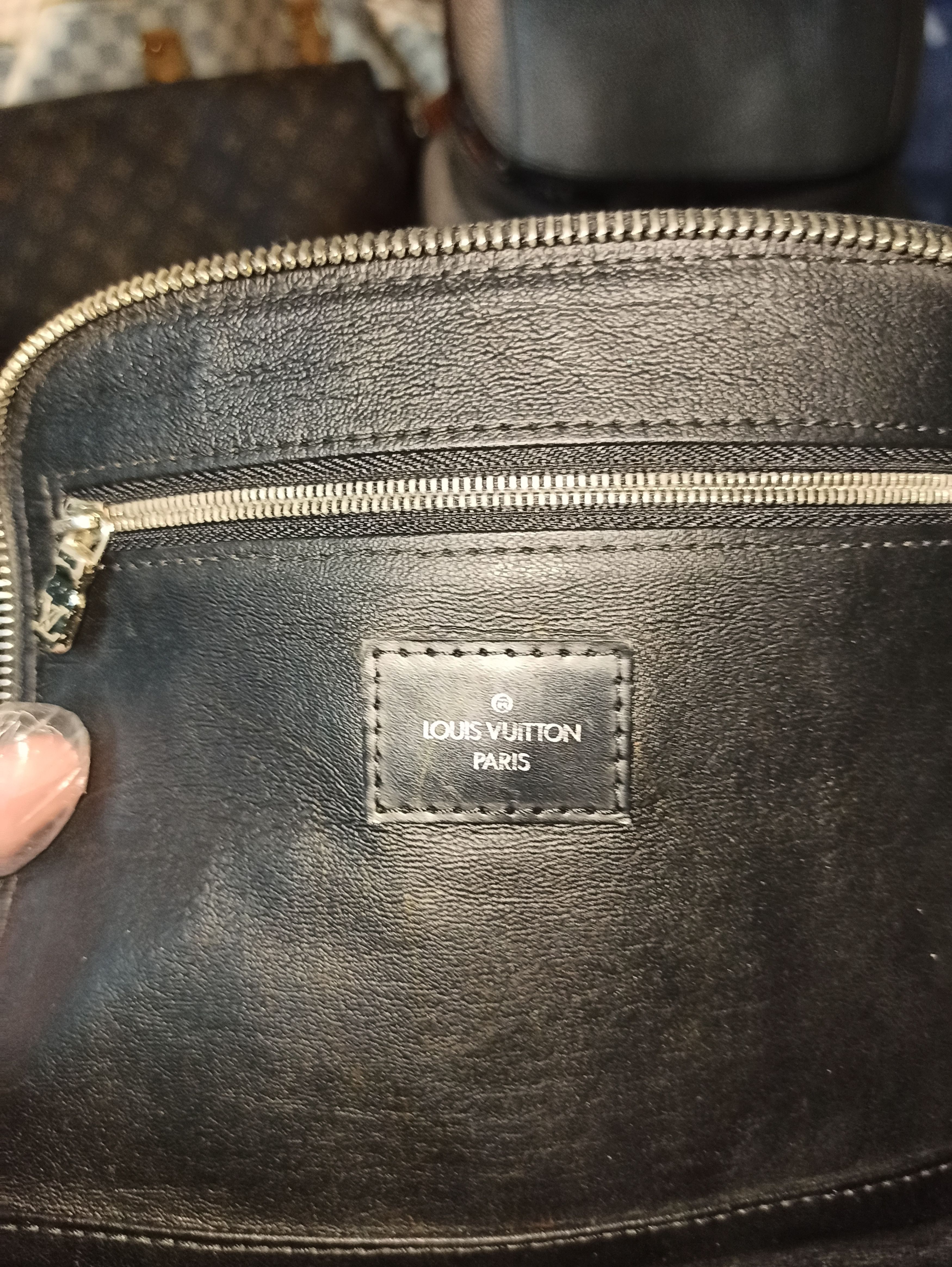 Louis Vuitton Louis Vuitton Damier Graphite Toiletry Pouch Size ONE SIZE - 6 Thumbnail