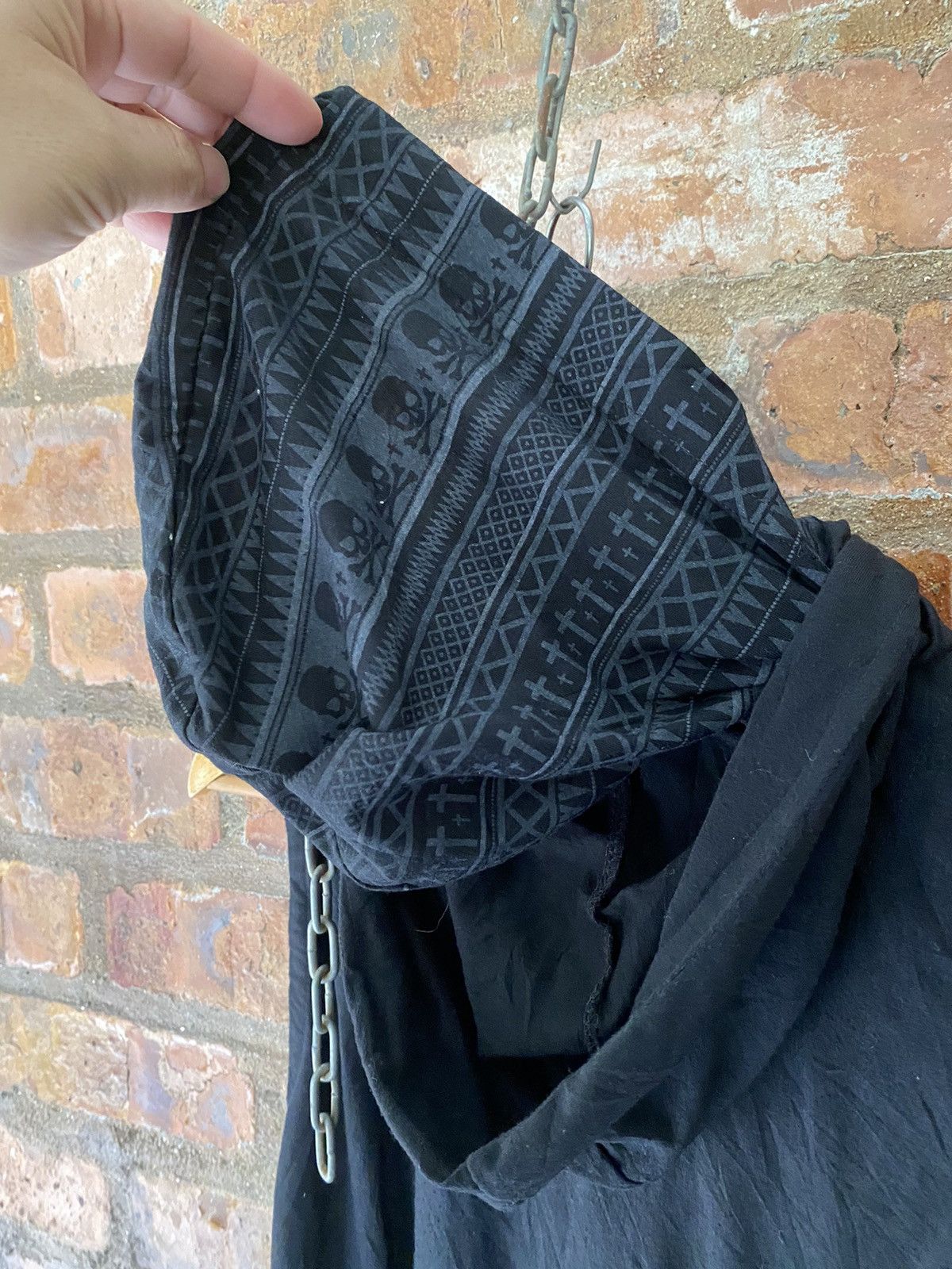 In The Attic Vtg skull and cross double layer hoodie Size US M / EU 48-50 / 2 - 9 Thumbnail