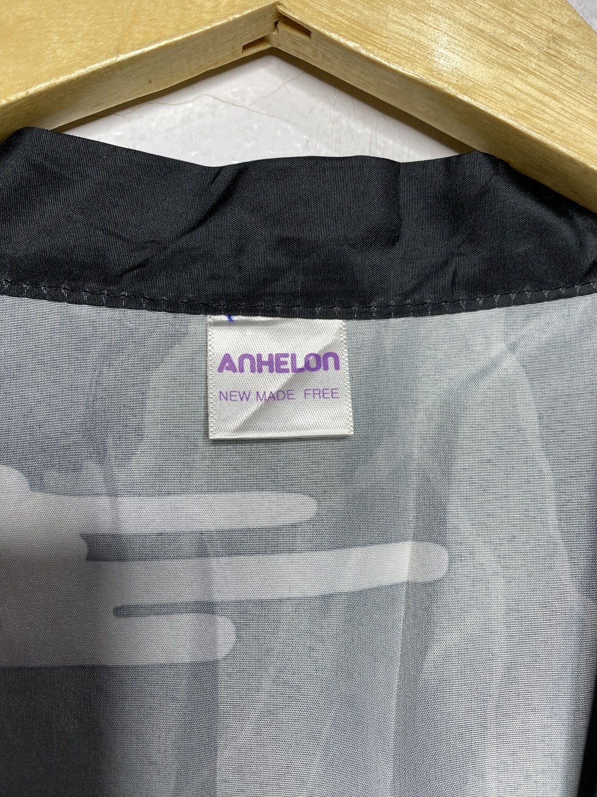 Japanese Brand Anhelon robe with dragon motif, smooth material Size US XL / EU 56 / 4 - 7 Thumbnail