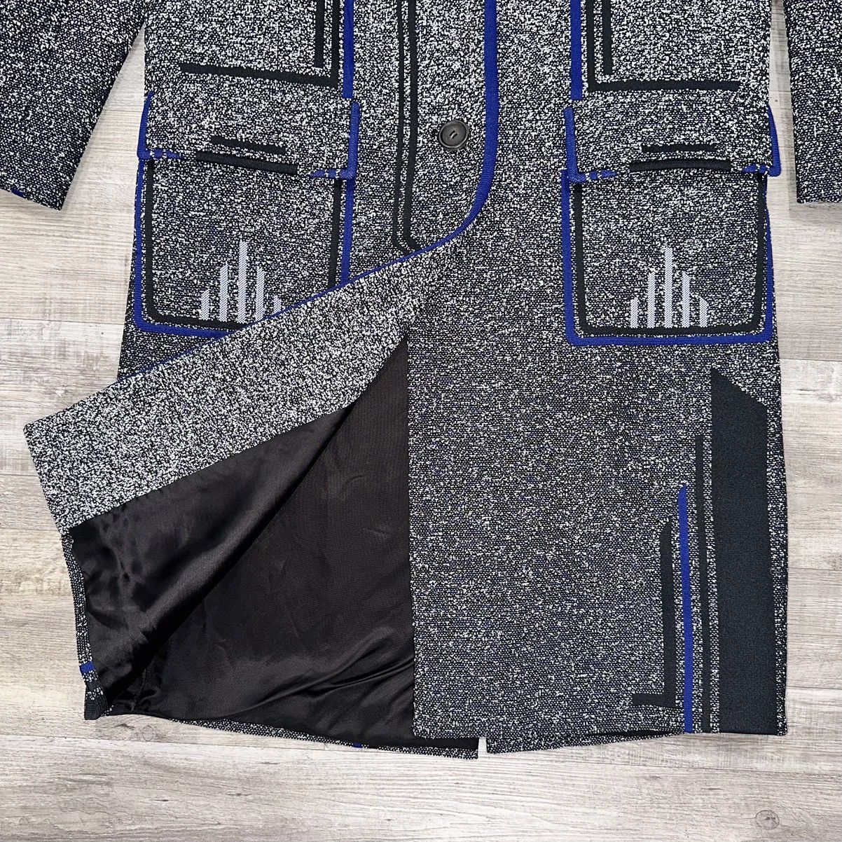 Prada NWT PRADA BLACK BLUE WHITE LONG JACQUARD COAT SIZE 4O IT Size US XXS / EU 40 - 4 Thumbnail