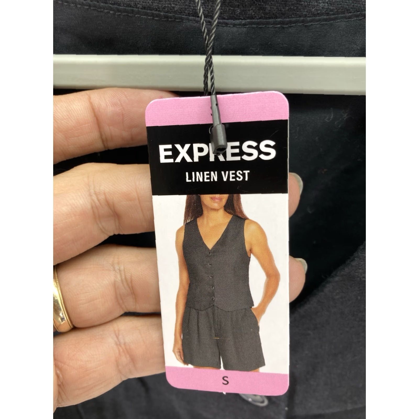 Express Express Linen Vest Womens Size Small Black Button Front V-Neck Classic Look NWT Size S / US 4 / IT 40 - 5 Thumbnail