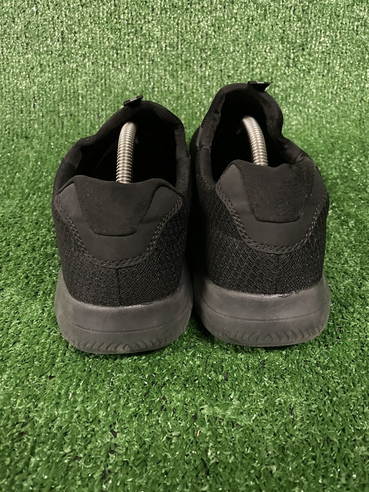 SKECHERS Summits Skechers Size US 11 / EU 44 - 3 Thumbnail