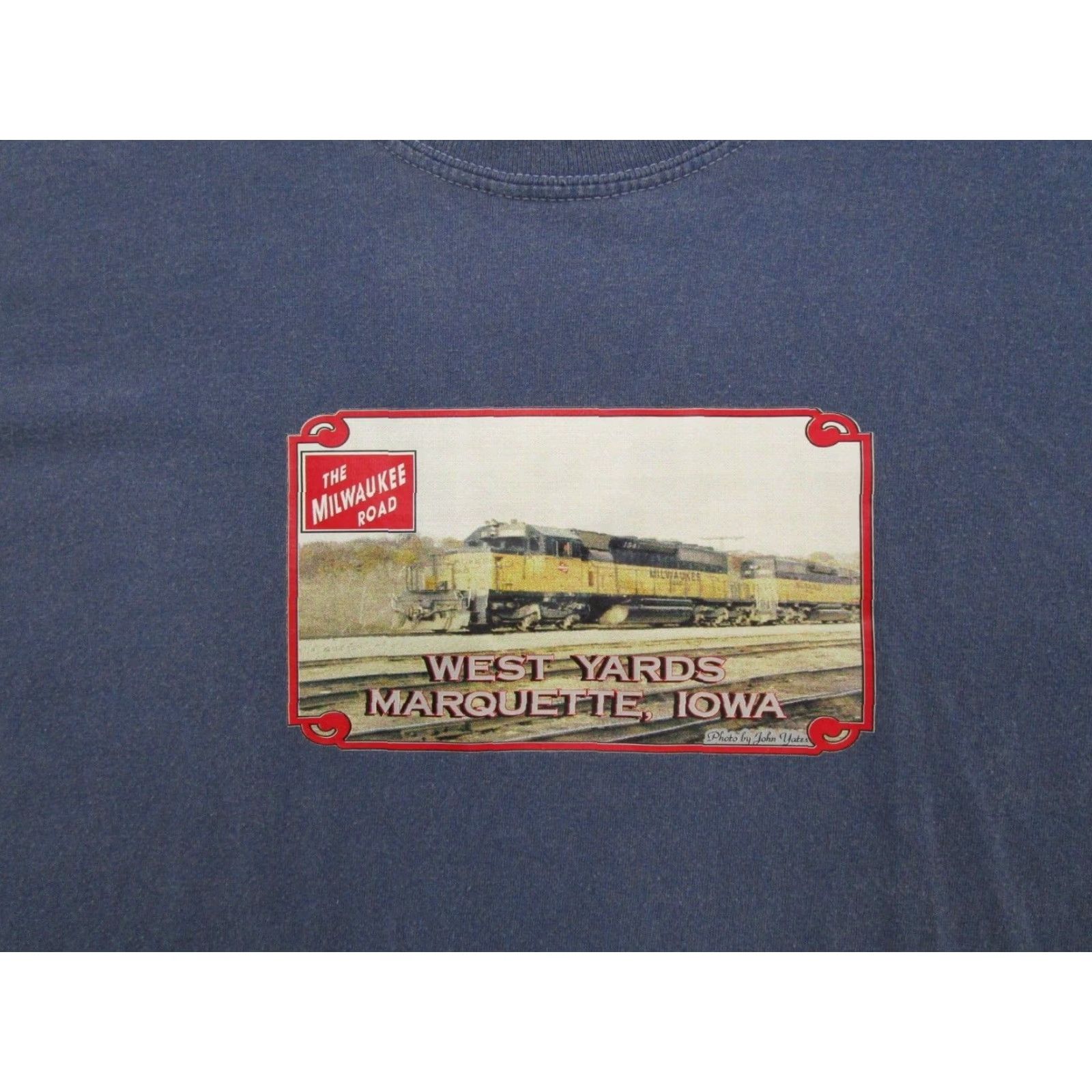 Gildan VTG Milwaukee West Yard Iowa Graphic T-Shirt Mens XL Blue Size US XL / EU 56 / 4 - 2 Thumbnail