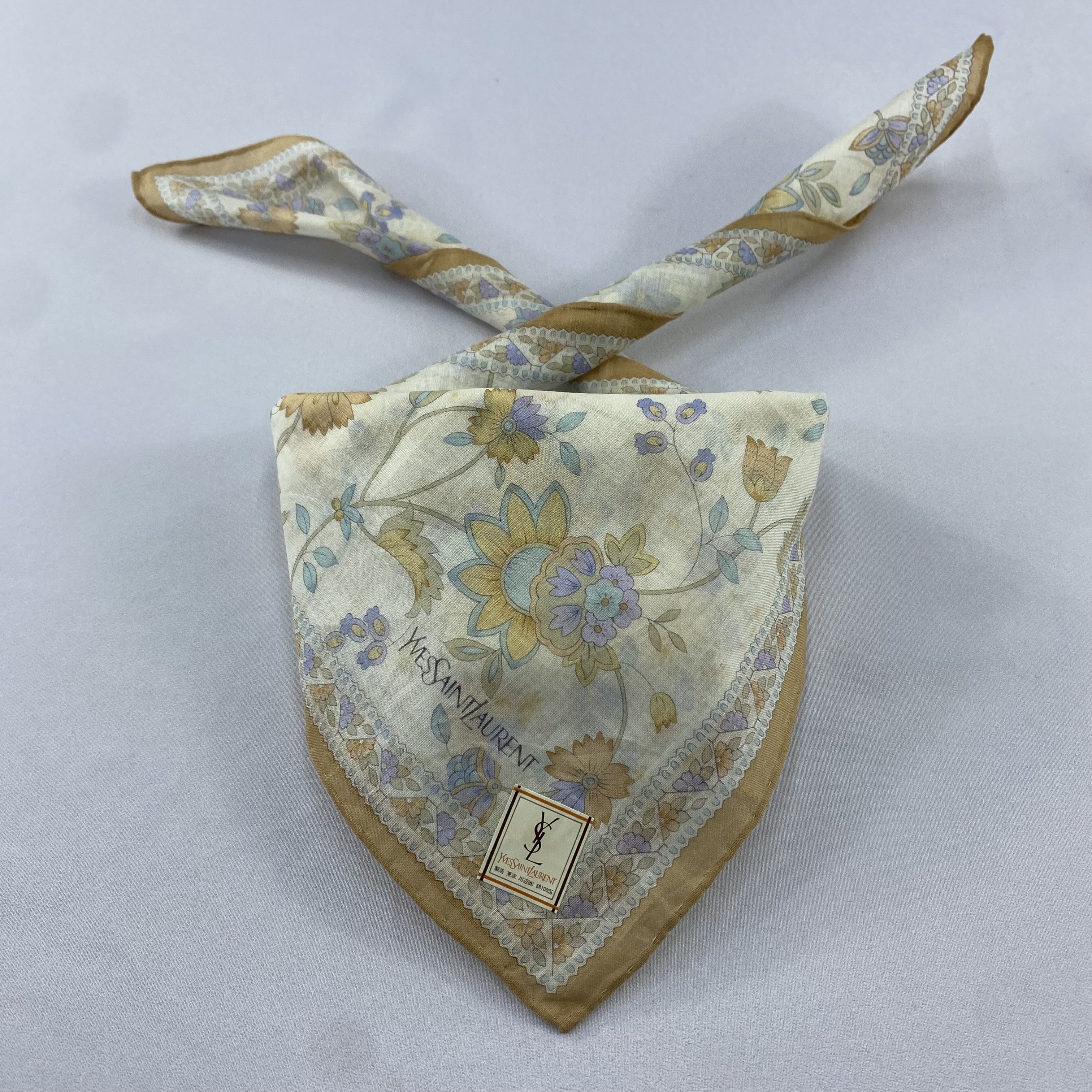 Yves Saint Laurent Yves Saint Laurent Handkerchief / Bandana / Neckerchief C895 Size ONE SIZE - 1 Thumbnail