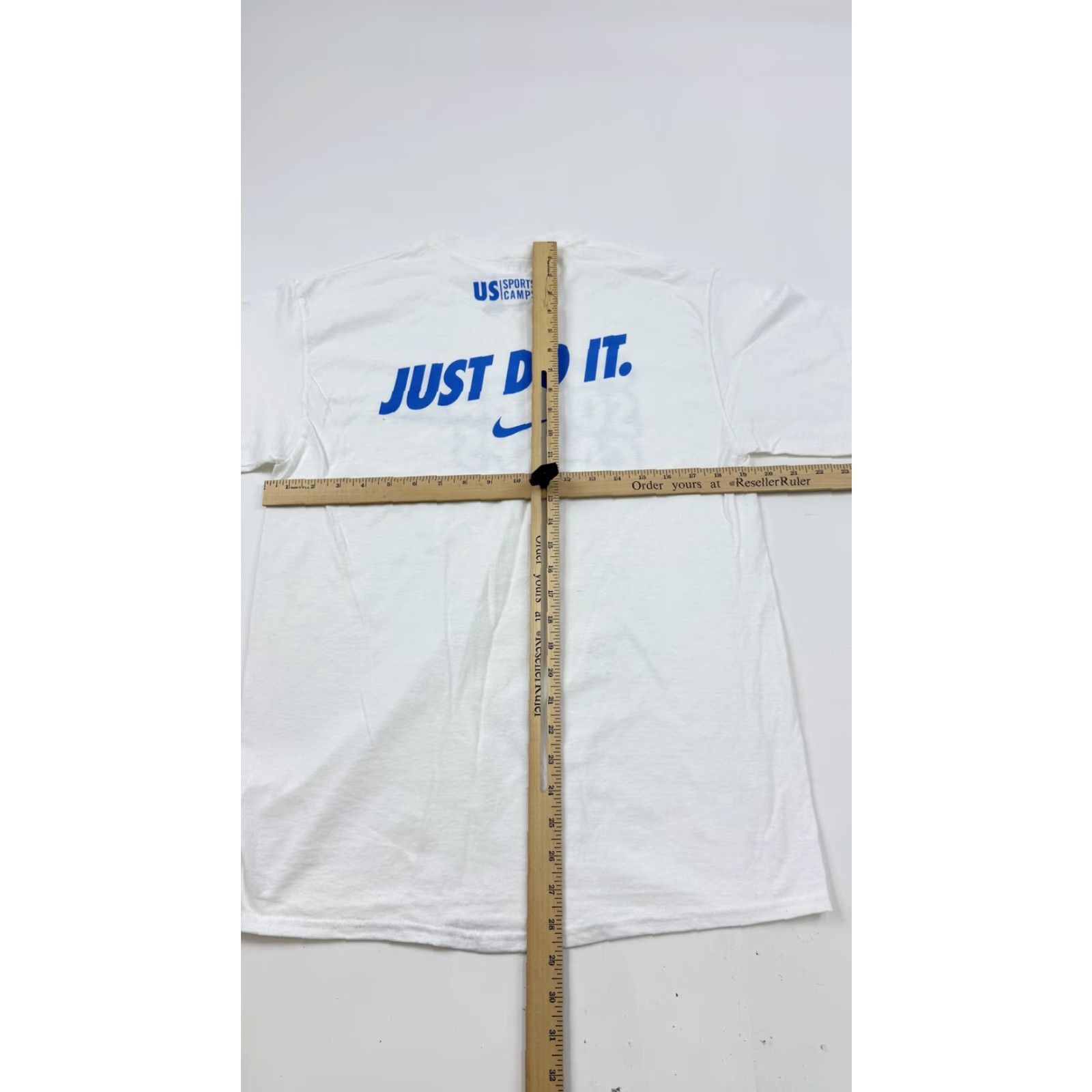 Nike Nike Softball Camps Shirt Mens Adult Medium White Graphic Print Just Do It US Sports Camps Tee Size US M / EU 48-50 / 2 - 5 Thumbnail