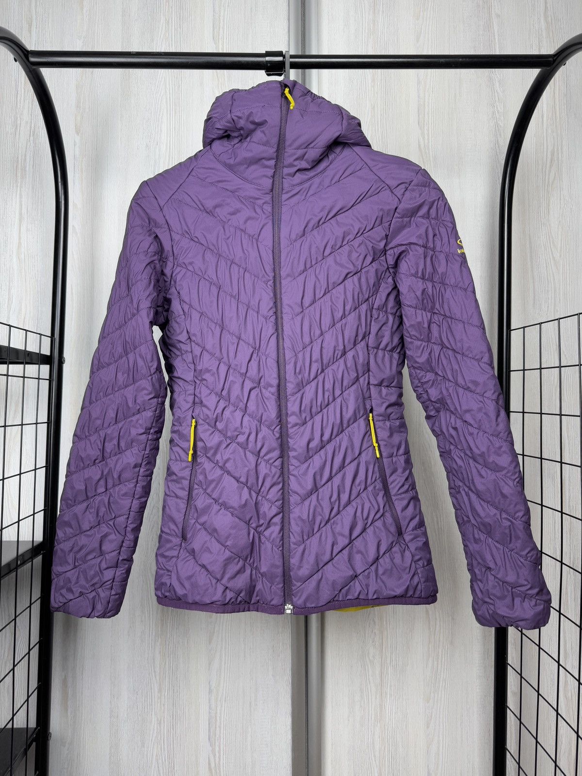 Icebreaker Icebreaker Women’s MerinoLOFT Hyperia Lite Hooded Jacket Size S / US 4 / IT 40 - 1 Thumbnail