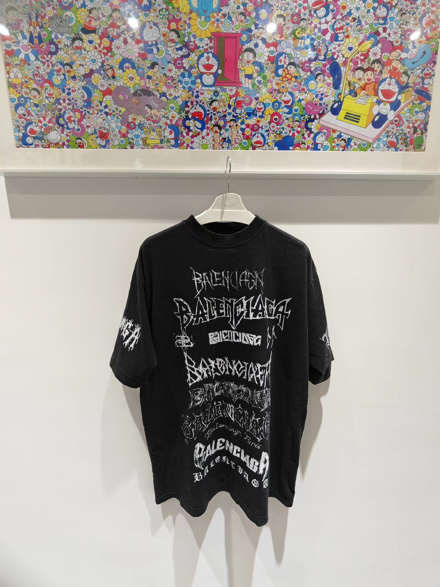 Balenciaga Balenciaga × New Year Sanskrit Short Sleeve Tee。 Q15 Size US M / EU 48-50 / 2 - 1 Thumbnail