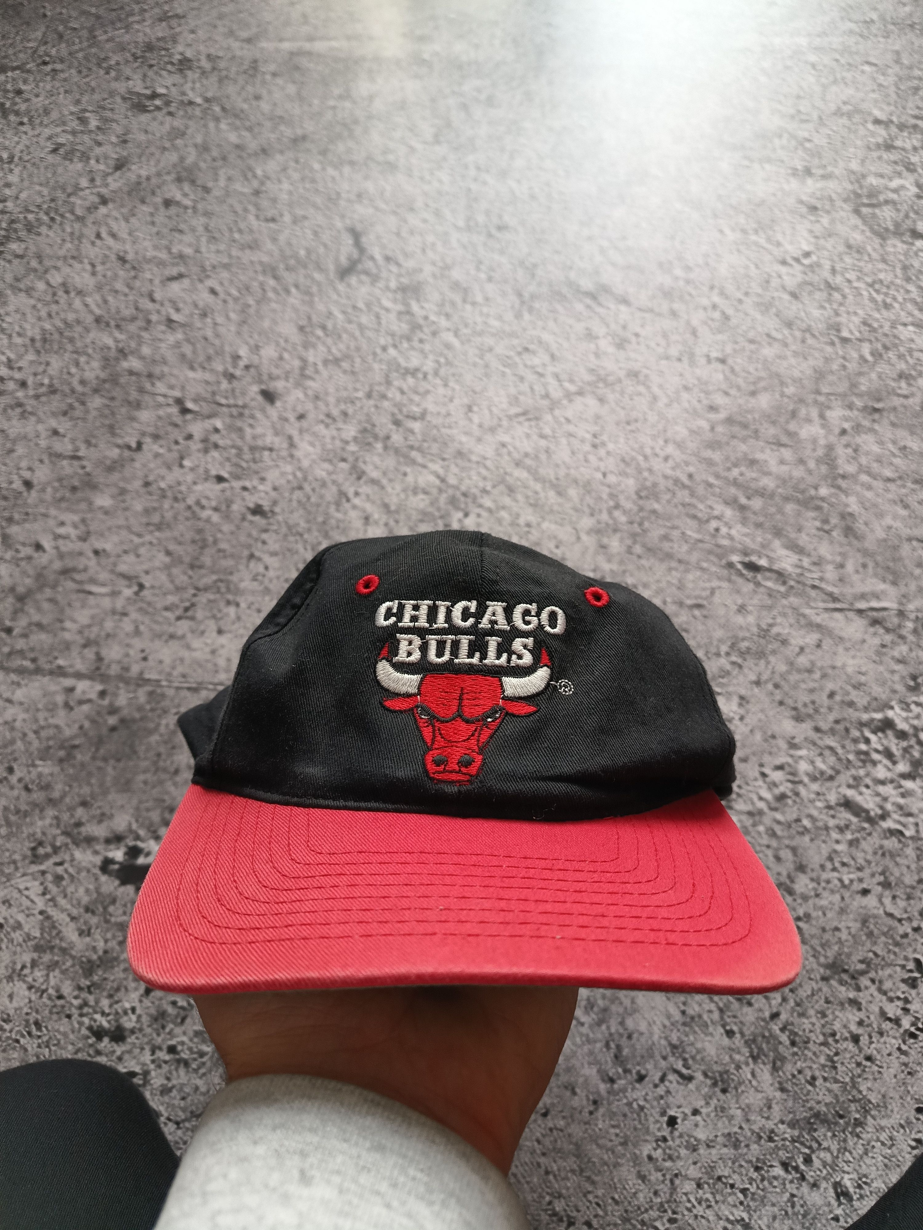 NBA × Vintage Chicago Bulls Vintage 90s Competitor Snapback Hat Size ONE SIZE - 1 Thumbnail