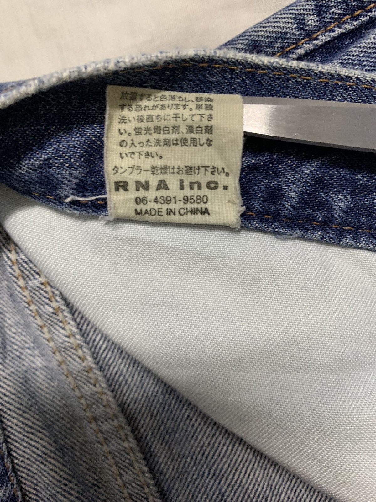 Japanese Brand Vintage Japanese RNA Inc Regular Straight Distressed Jeans Size US 34 / EU 50 - 18 Thumbnail
