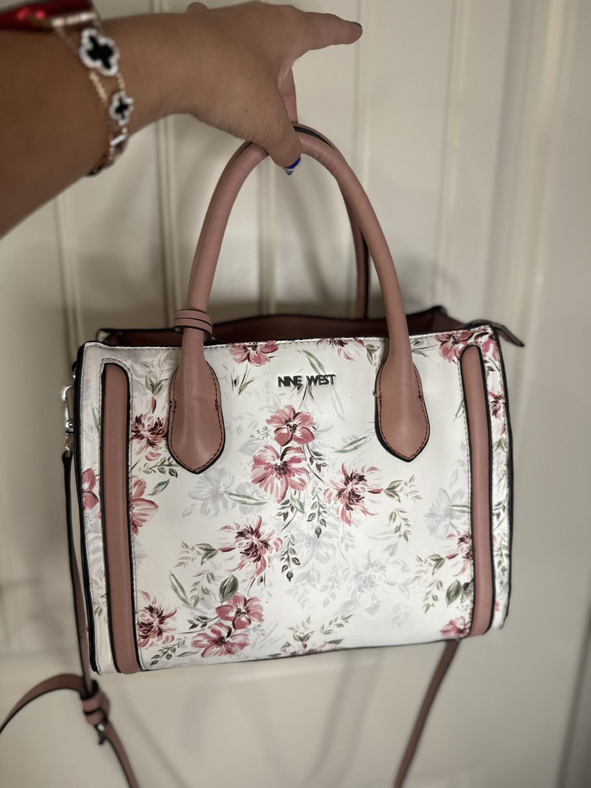 Nine West NINE WEST🌸 Pink & White Floral Crossbody and Handle Bag Size ONE SIZE - 9 Thumbnail