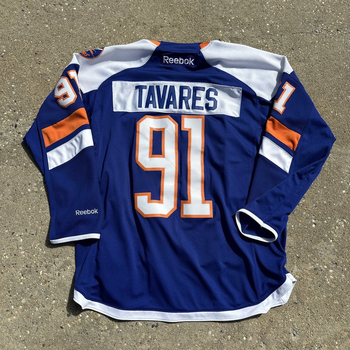 Reebok New York Islanders John Tavares Stadium Series jersey Size US XXL / EU 58 / 5 - 2 Thumbnail