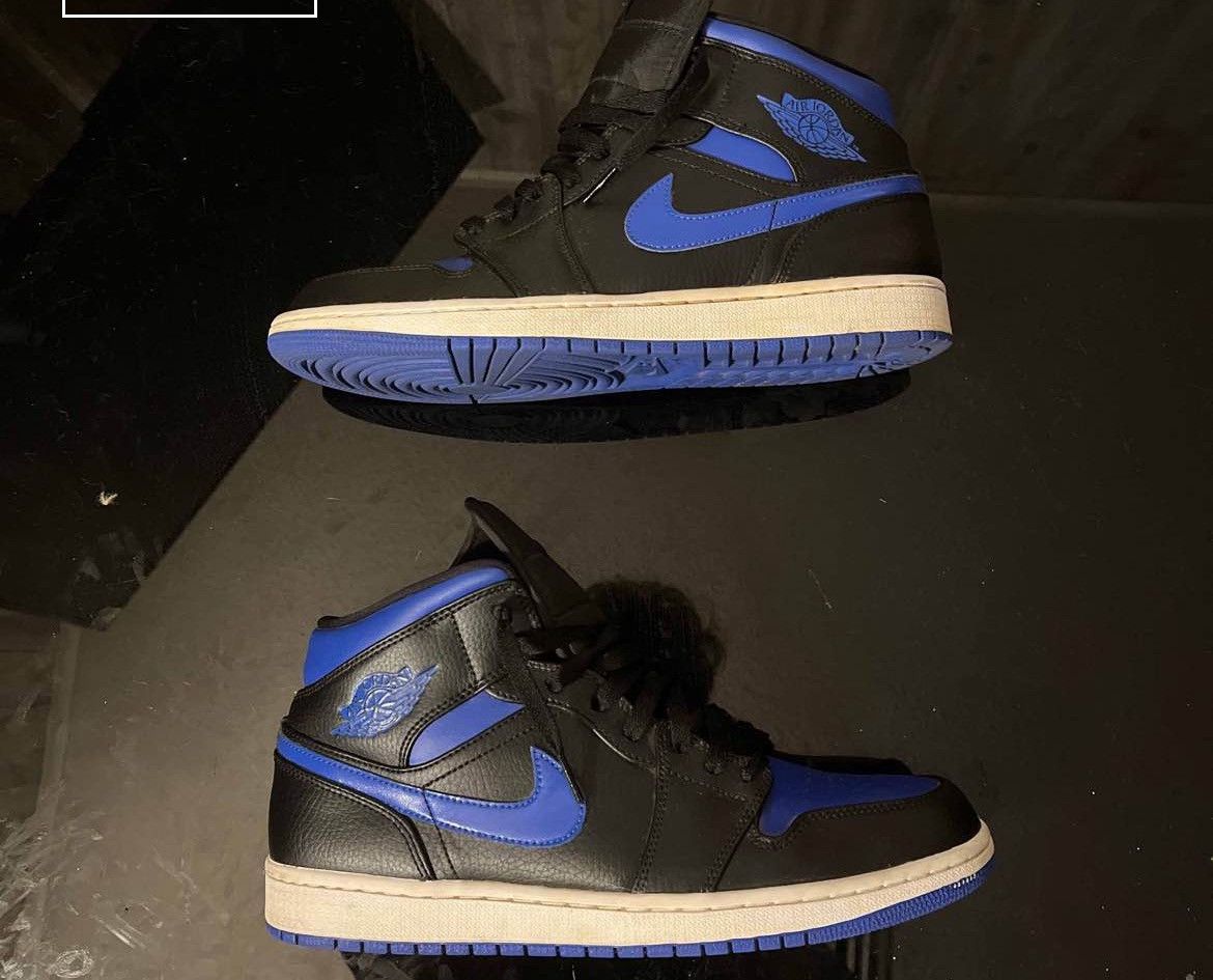 Jordan Brand × Nike Jordan 1 mid “Black Hyper Royal” Size US 11 / EU 44 - 2 Thumbnail