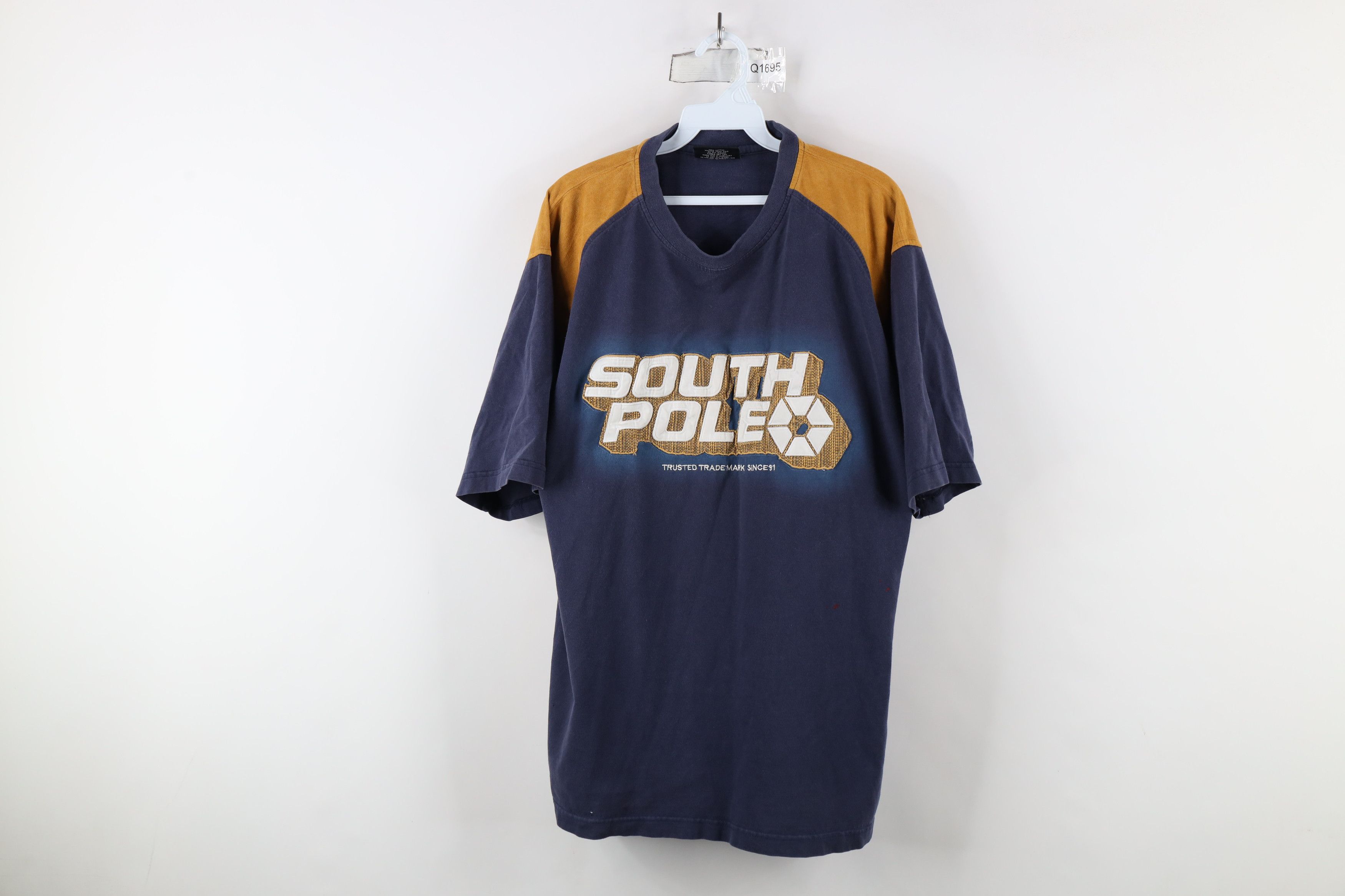 Southpole × Vintage Vintage Southpole Spell Out Baggy Fit Short Sleeve T-Shirt Size US L / EU 52-54 / 3 - 1 Thumbnail