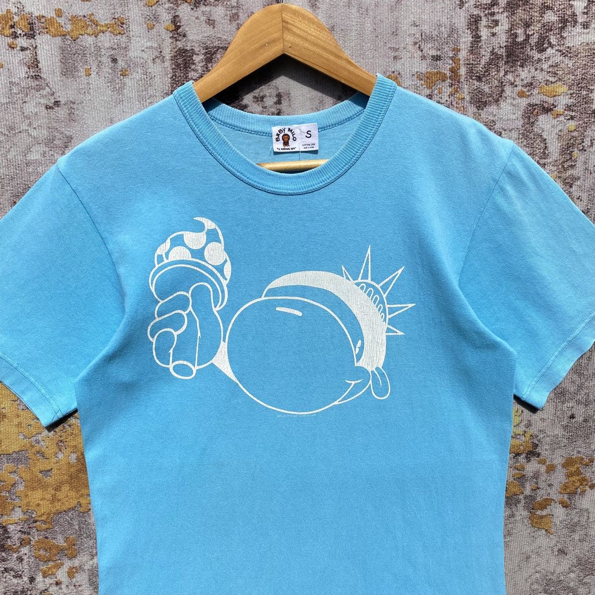 Bape BAPE NYC15 Anniversary Baby Milo Statue of Liberty Shirt Size US S / EU 44-46 / 1 - 4 Thumbnail