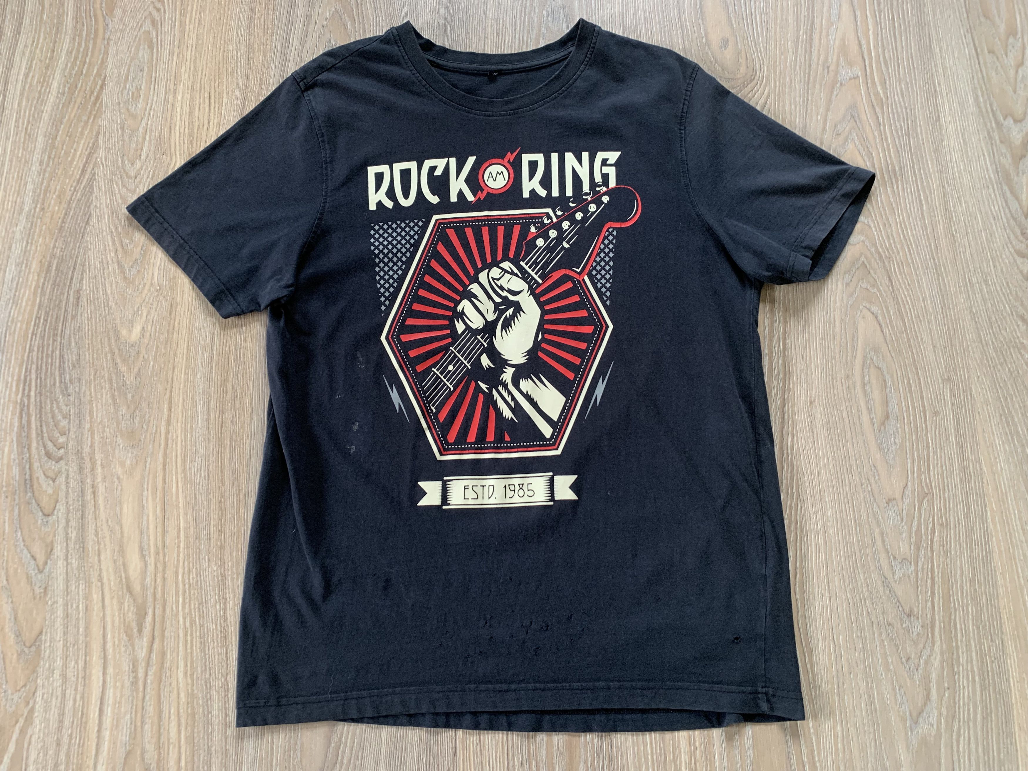 Band Tees Vintage Rock Am Ring Black T-Shirt Size US XXL / EU 58 / 5 - 2 Thumbnail