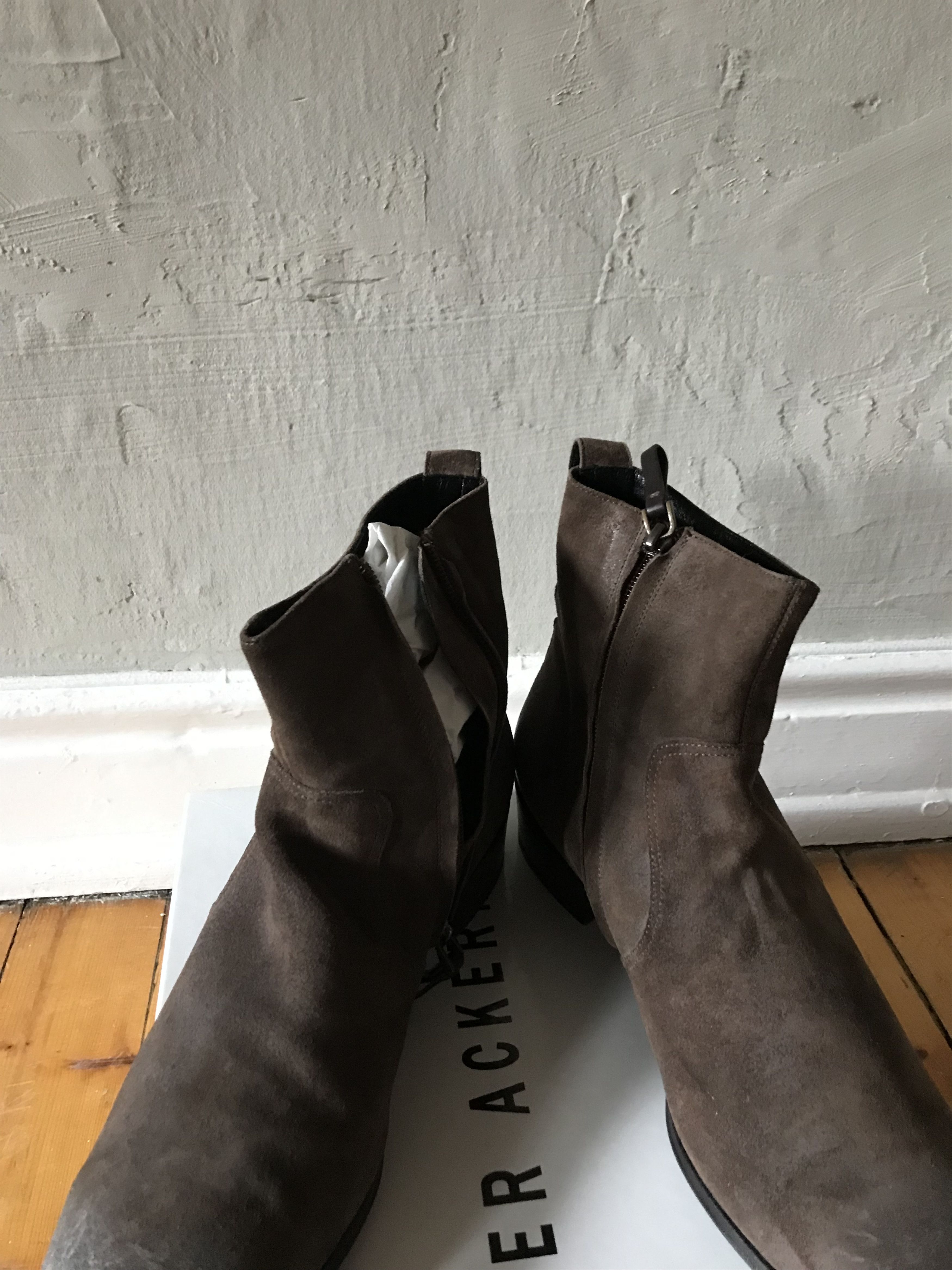 Haider Ackermann Haider Ackermann "Caroline" suede boots, 41 Size US 8 / EU 41 - 3 Thumbnail