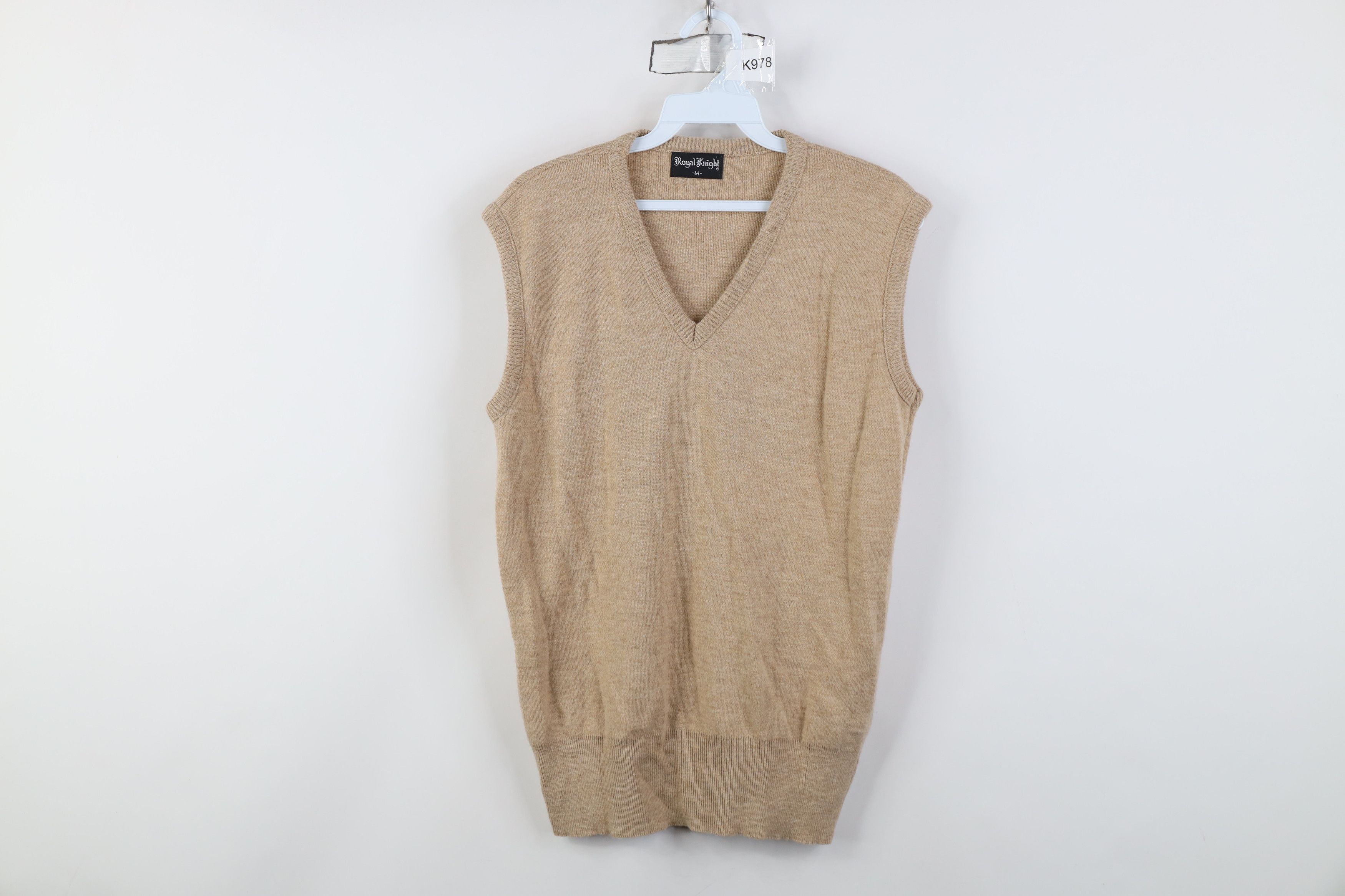 Vintage Vintage 70s Streetwear Knit V-Neck Sweater Vest Beige USA Size US M / EU 48-50 / 2 - 1 Thumbnail