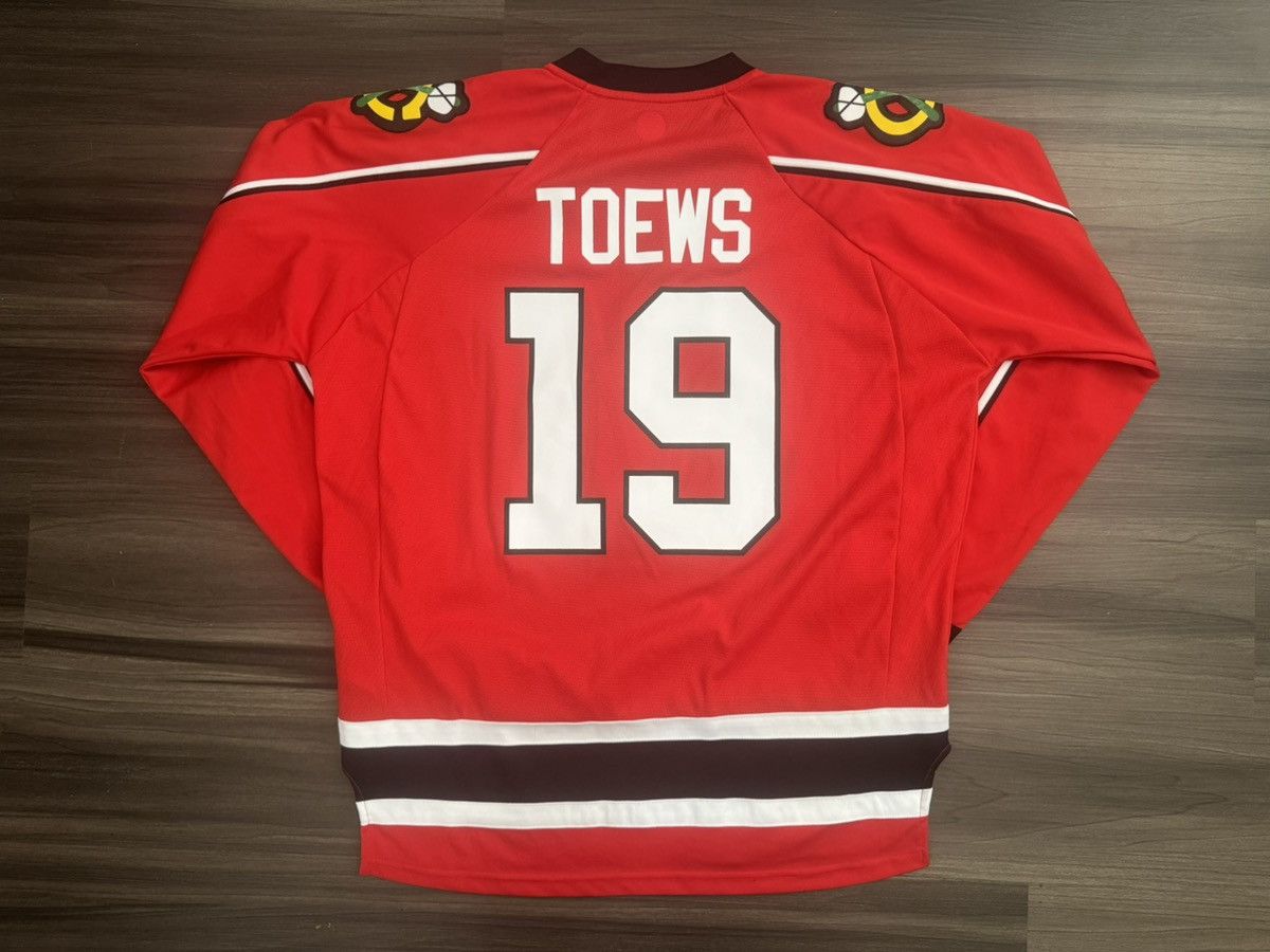 NHL NHL Chicago Blackhawks Jonathan Toews #19 Hockey Jersey Size US L / EU 52-54 / 3 - 8 Thumbnail