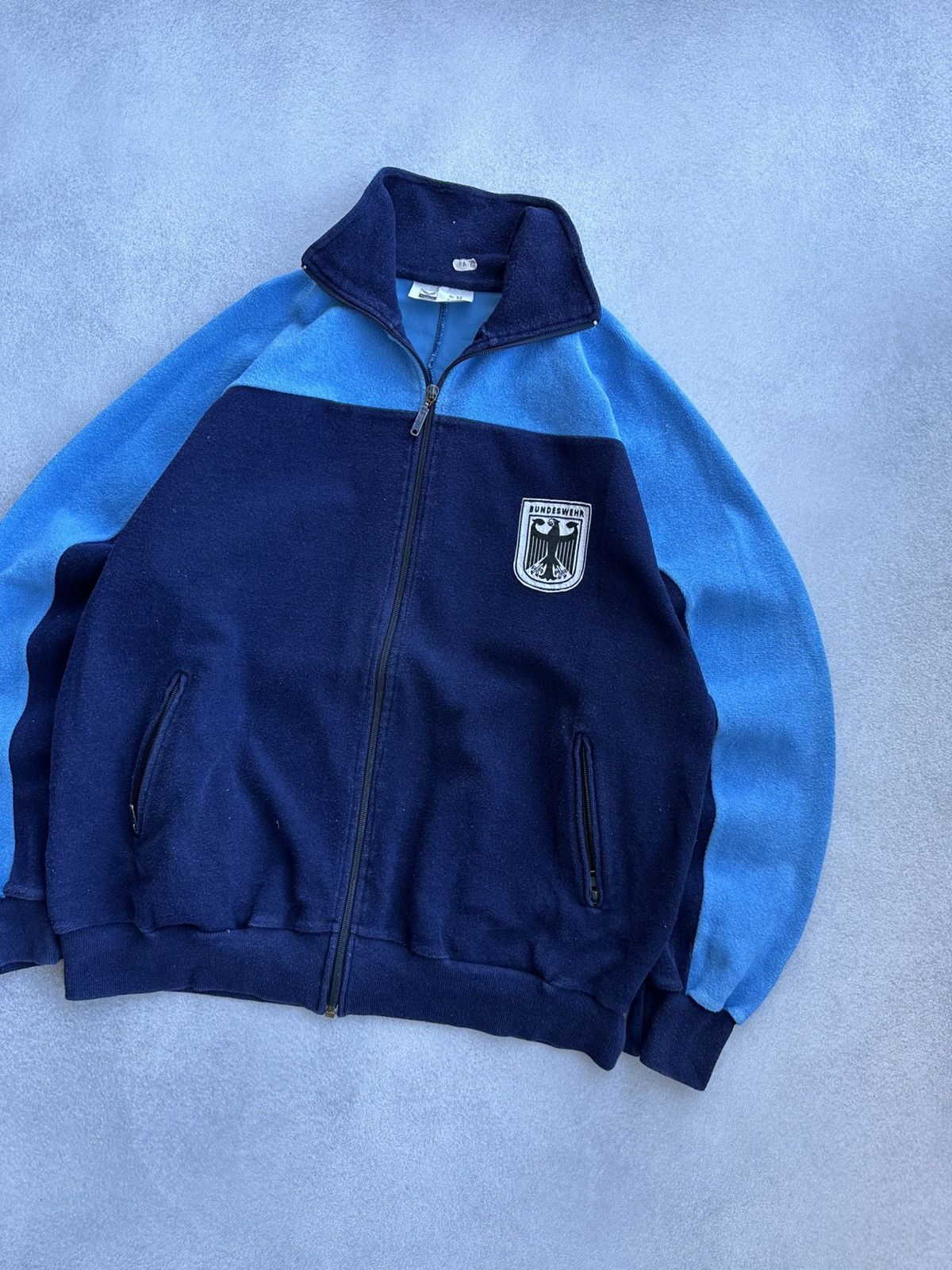Vintage Vintage Trigema Bundeswehr Germany 90s Military Track Jacket Size US M / EU 48-50 / 2 - 2 Thumbnail
