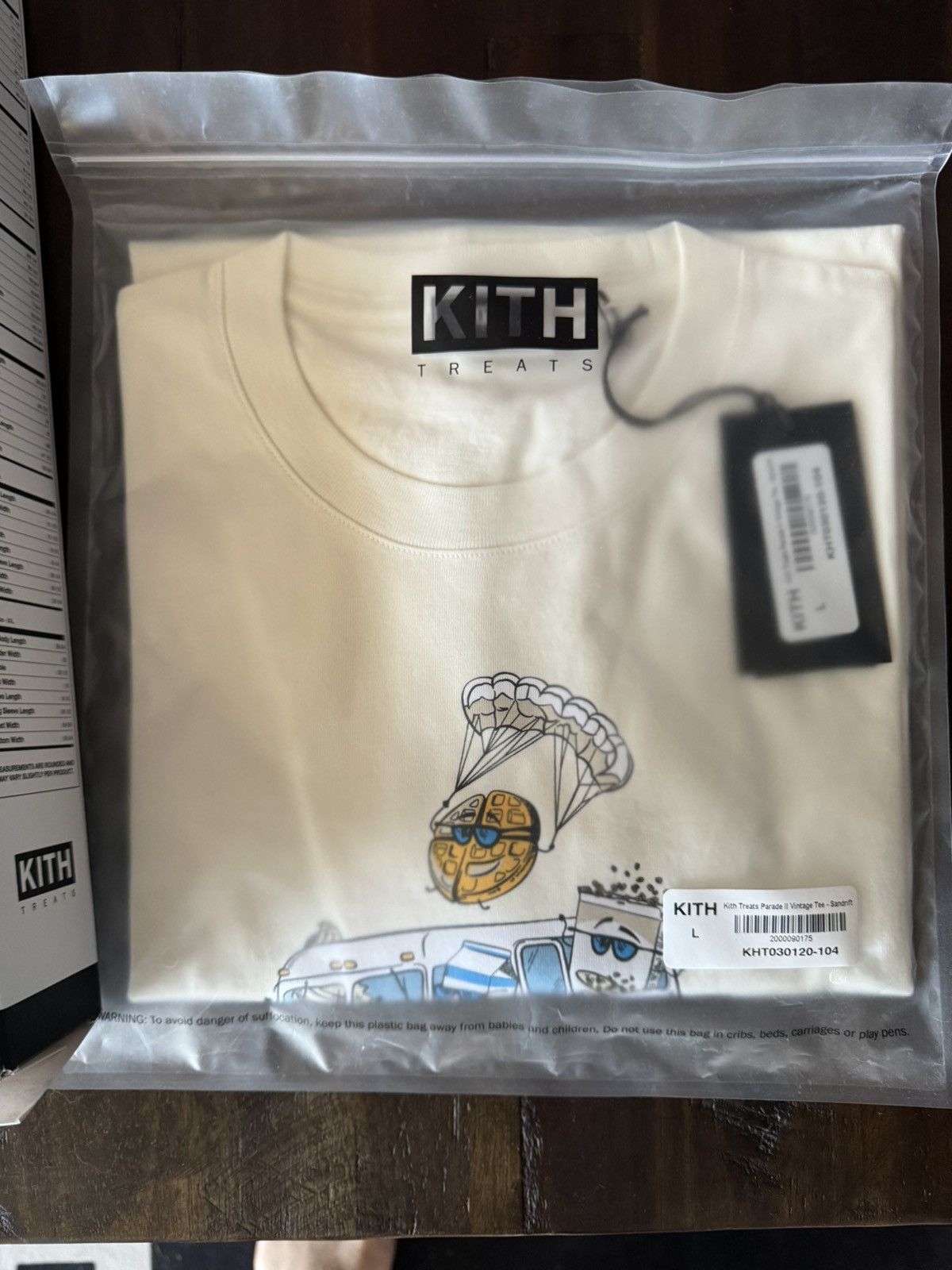 Kith Kith Treats T Shirt Size US L / EU 52-54 / 3 - 2 Thumbnail