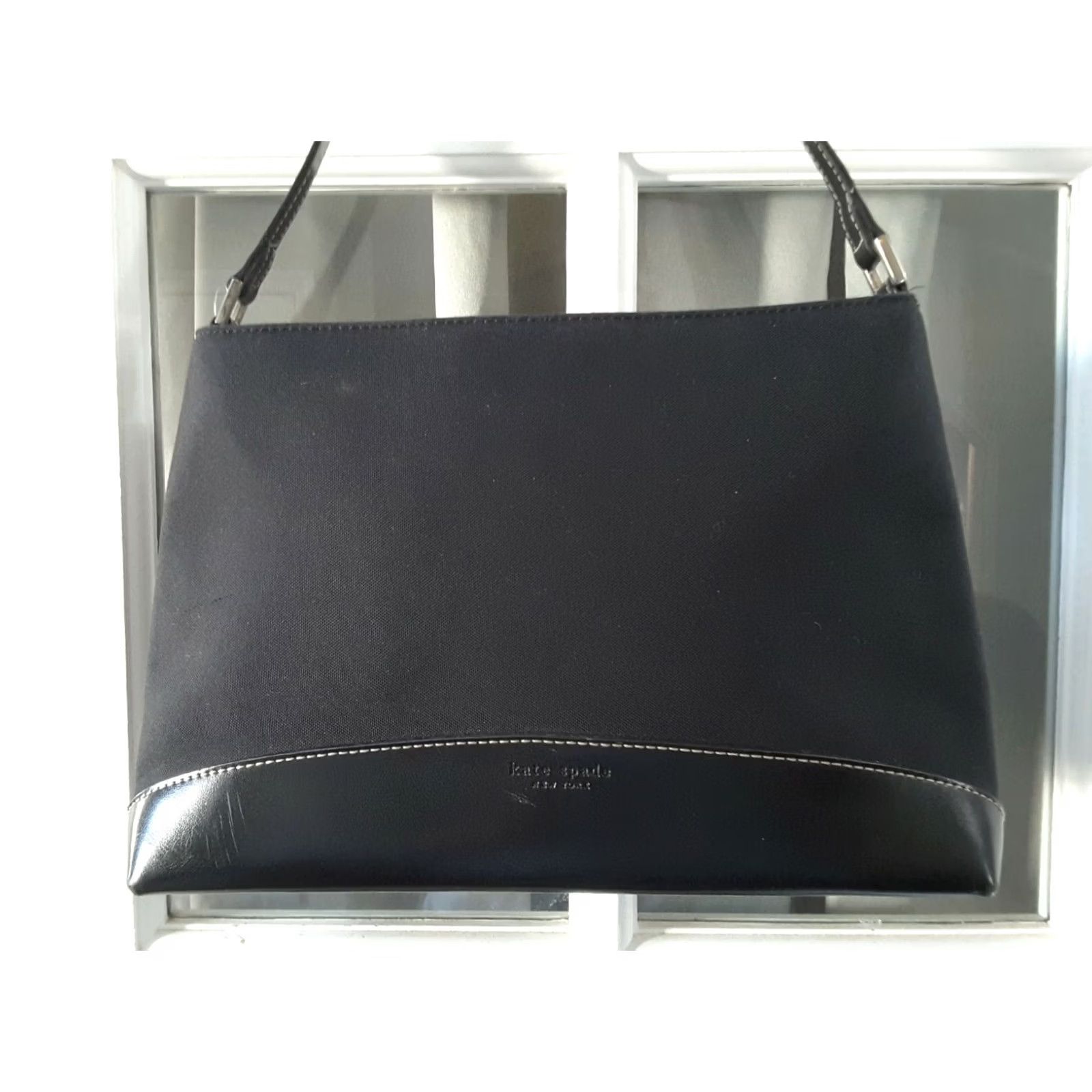 Vintage kate spade new york Handbag Purse Structured Footed Black Womens Small 13x8x3 Zip-Closure Leather-Fabric Style Bag Size ONE SIZE - 3 Thumbnail