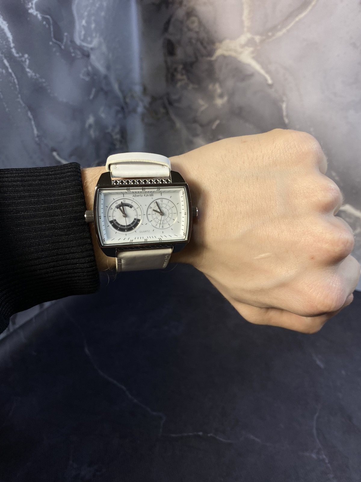 Japanese Brand × Vintage Alberto Kavalli Dual Dial White Strap Watch Japanese Brand Size ONE SIZE - 1 Thumbnail