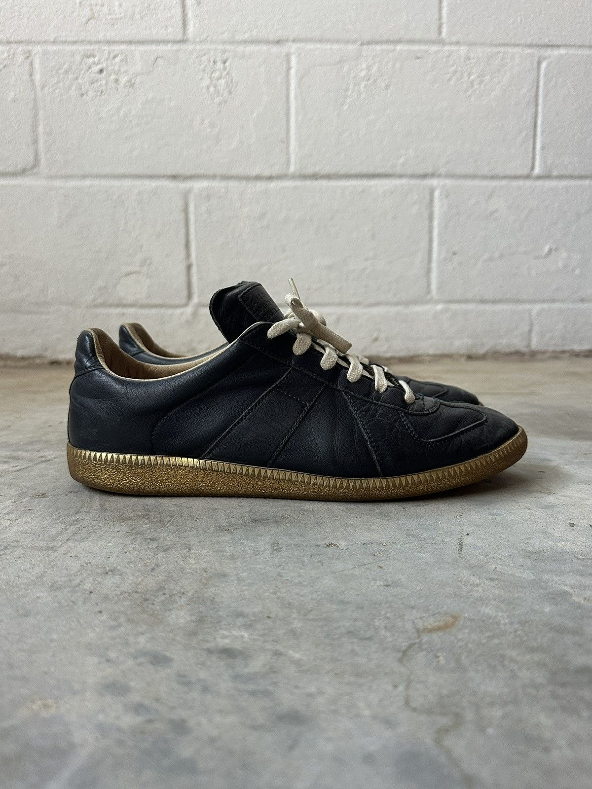Maison Margiela Maison Margiela Replica SS16 'Navy/Gold' GATs Size US 8 / EU 41 - 5 Thumbnail