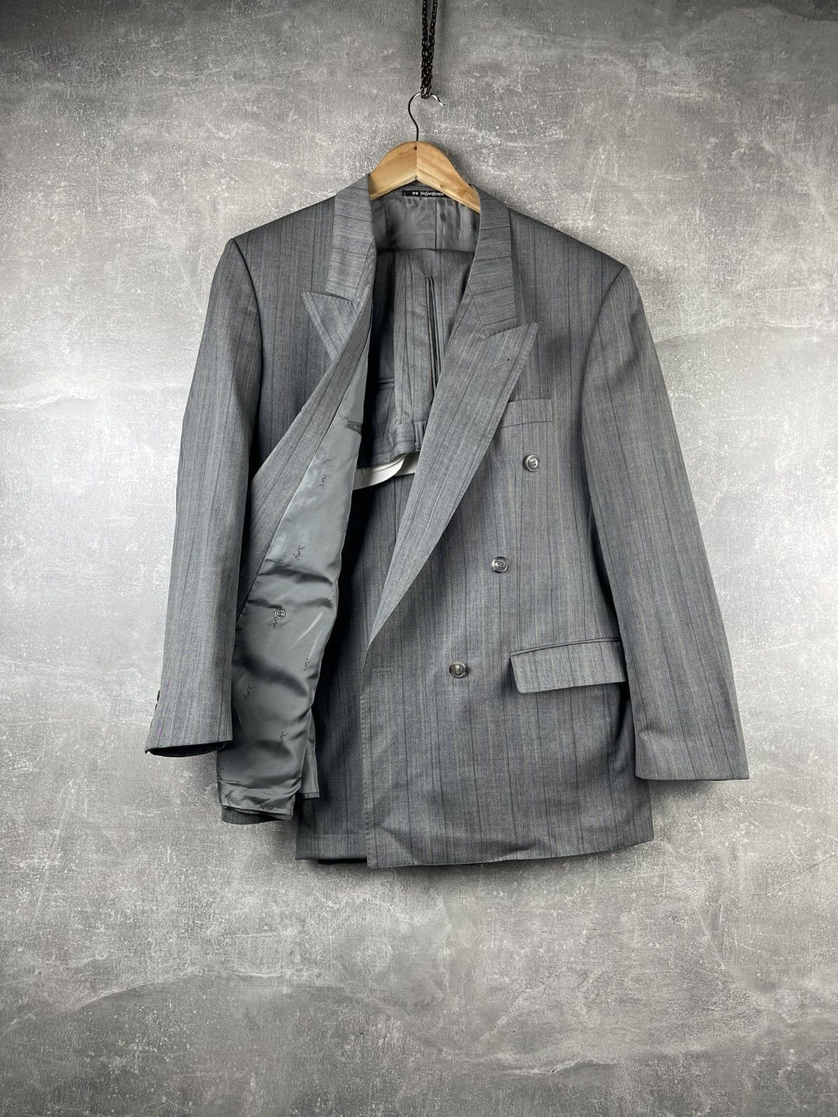 Yves Saint Laurent Yves Saint Laurent Difusion Hommes Double-Breasted Wool Suit Size 48R - 1 Thumbnail