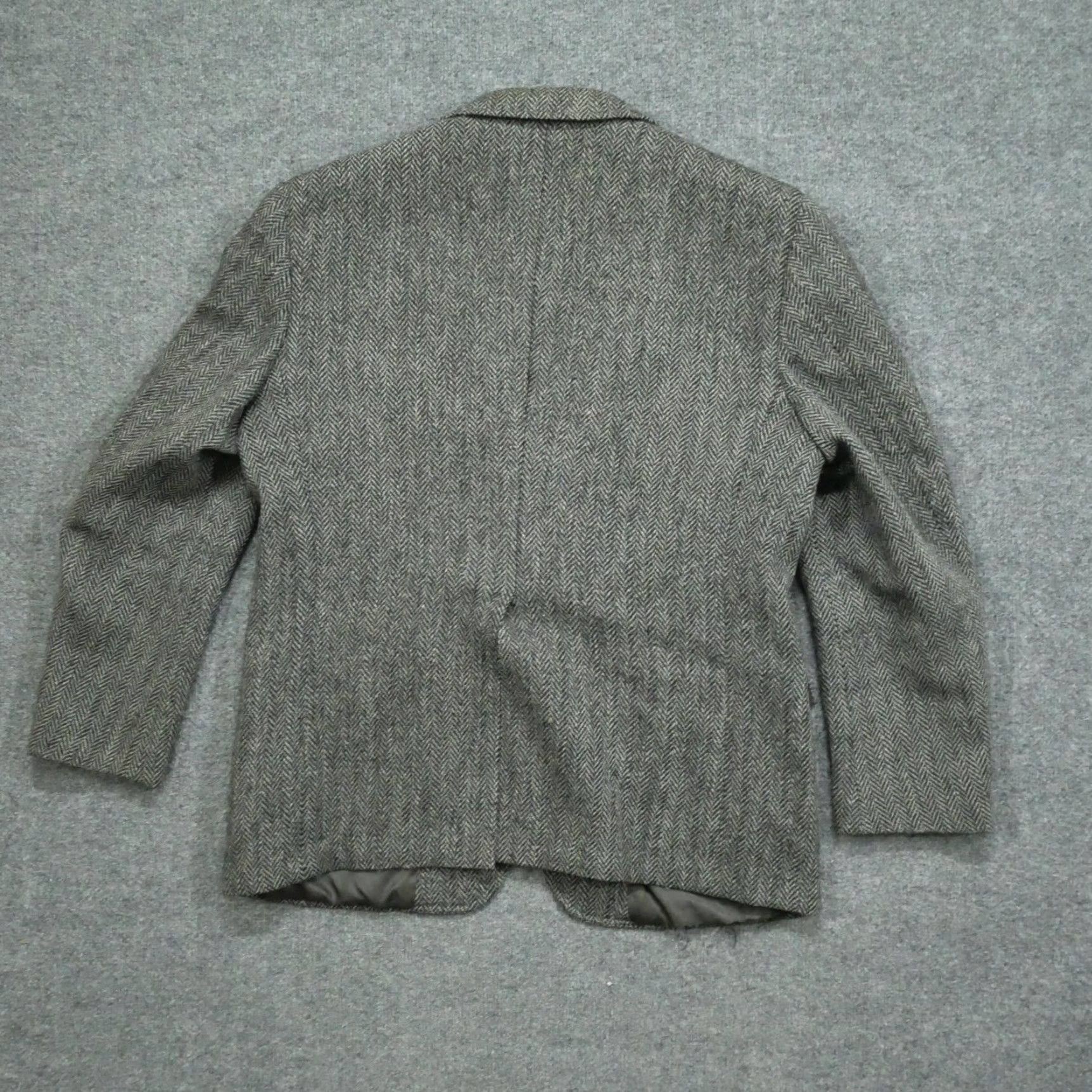 Vintage VINTAGE Hunt Valley Blazer Mens 40R Wool Tweed Grey Herringbone Door Harris Tweed Overcoat Classic Style Mens Blazer Size 40R - 7 Thumbnail