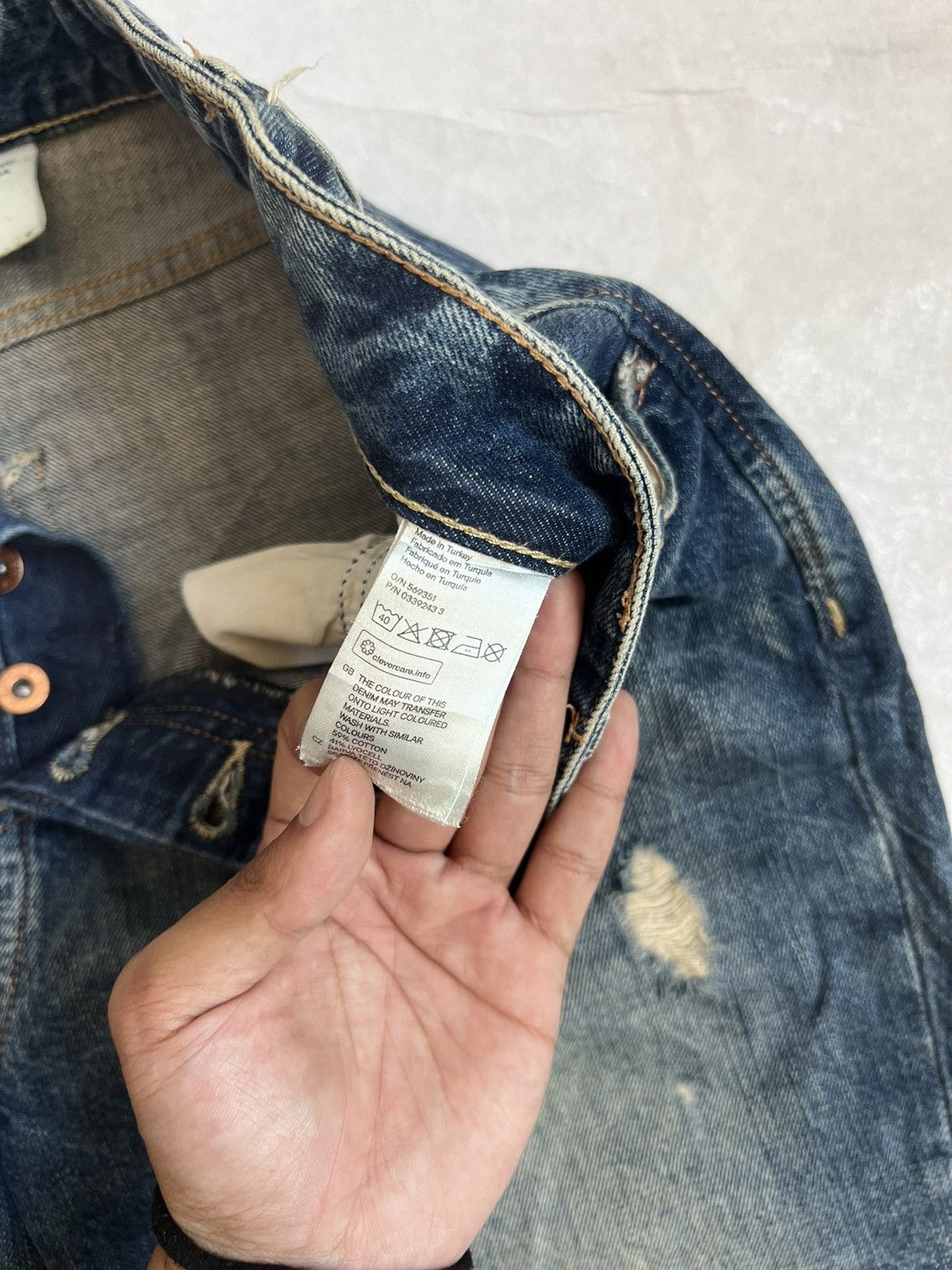 H&M &Denim H&M Skinny Boyfriend Fit Acid Wash Distressed Denim Size US 36 / EU 52 - 9 Thumbnail