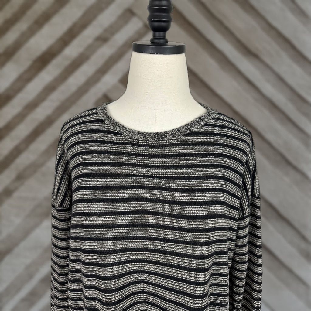 Eileen Fisher VINTAGE Eileen Fisher Sweater Womens XS Wool Linen Blend Knit Black Ivory Stripe Boxy Size XS / US 0-2 / IT 36-38 - 1 Thumbnail