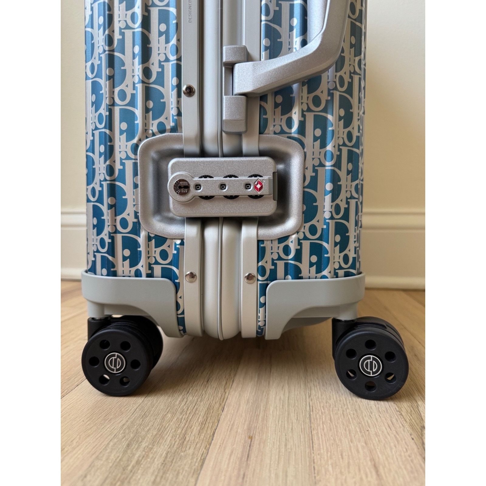 Dior Dior x Rimowa 4-Wheel Cabin Suitcase Aluminium Silver Size ONE SIZE - 13 Thumbnail