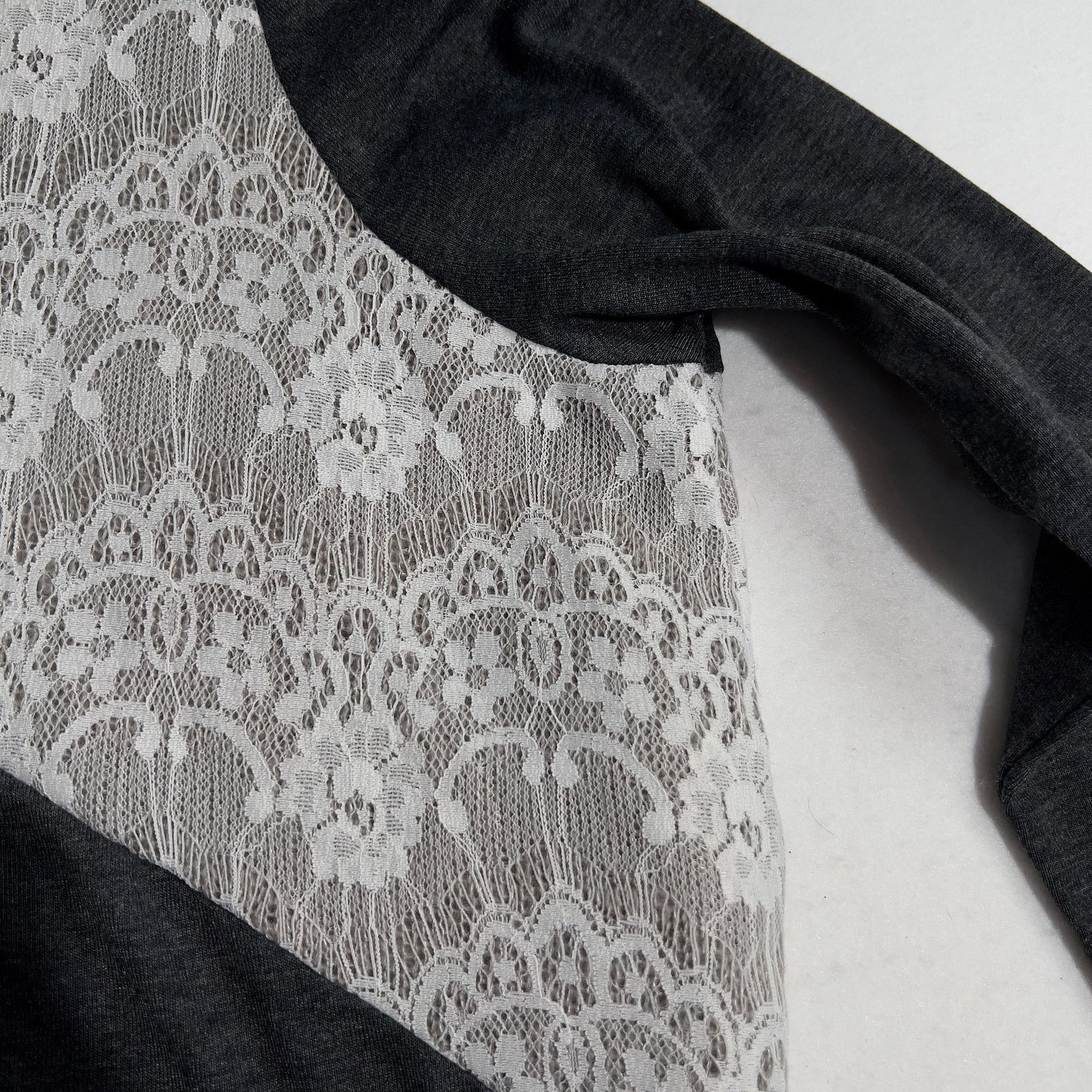 Anthropologie Anthropology by Lili's Closet Tunic Top Medium Floral Lace Size M / US 6-8 / IT 42-44 - 12 Thumbnail